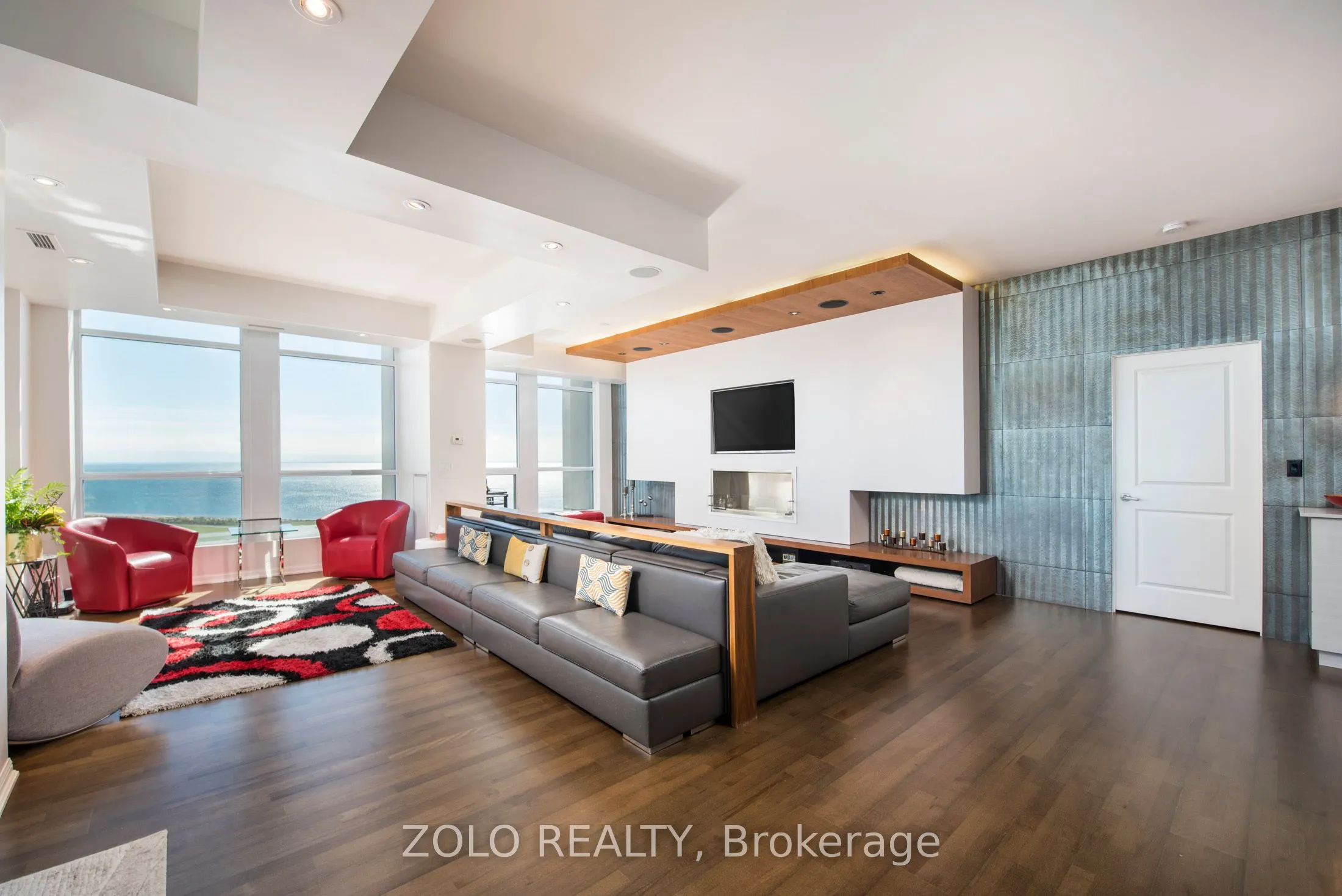 628 Fleet Street, #3403