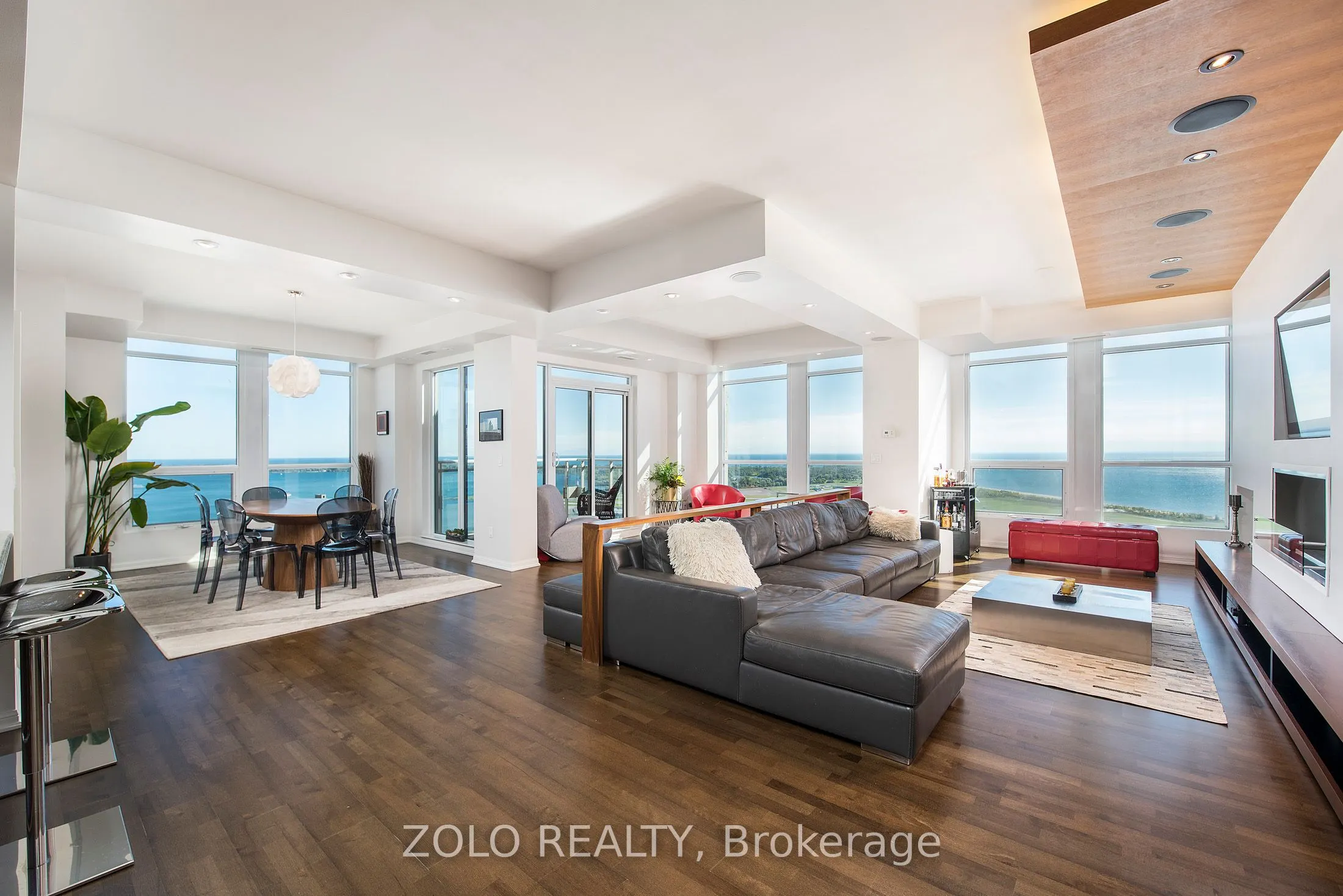 628 Fleet Street, #3403