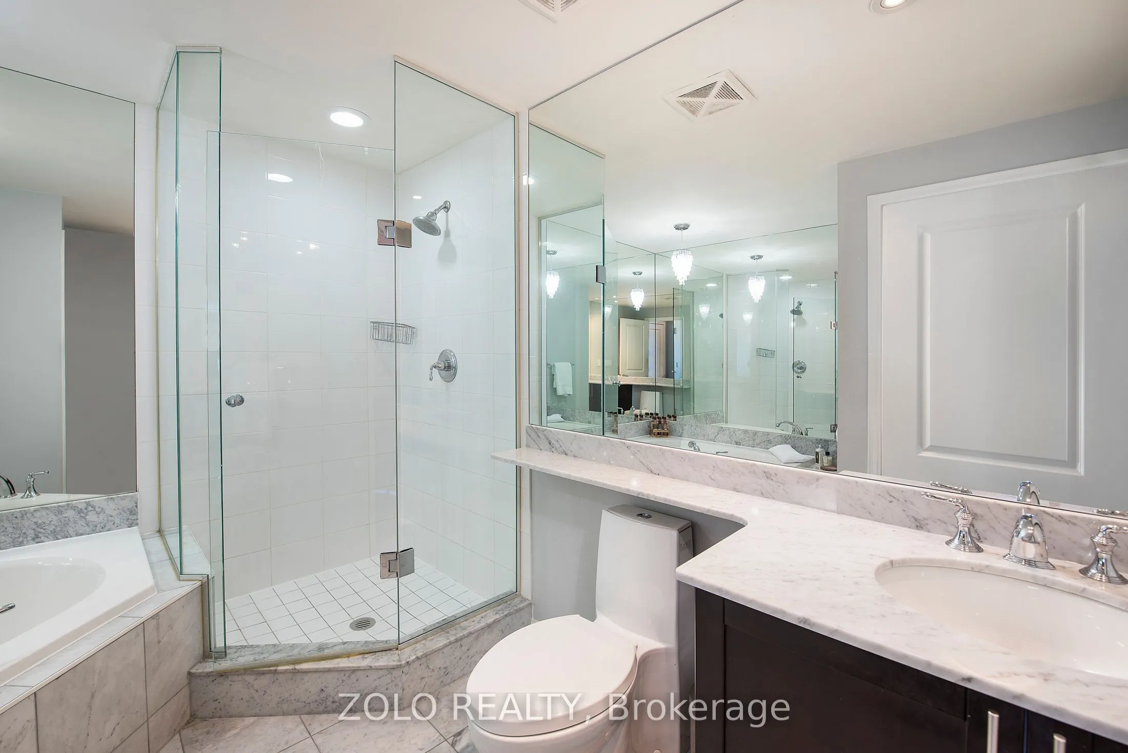628 Fleet Street, #3403