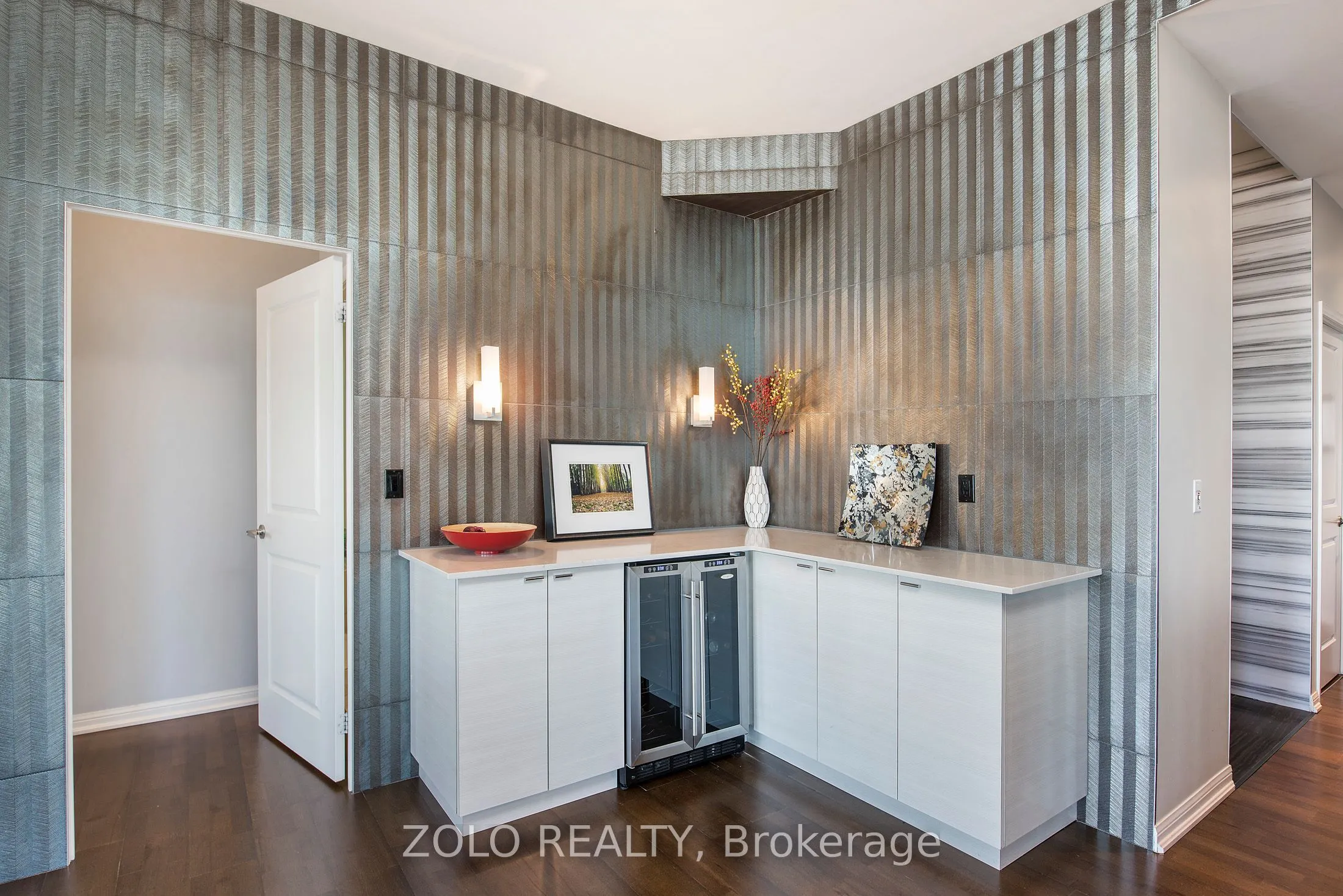 628 Fleet Street, #3403