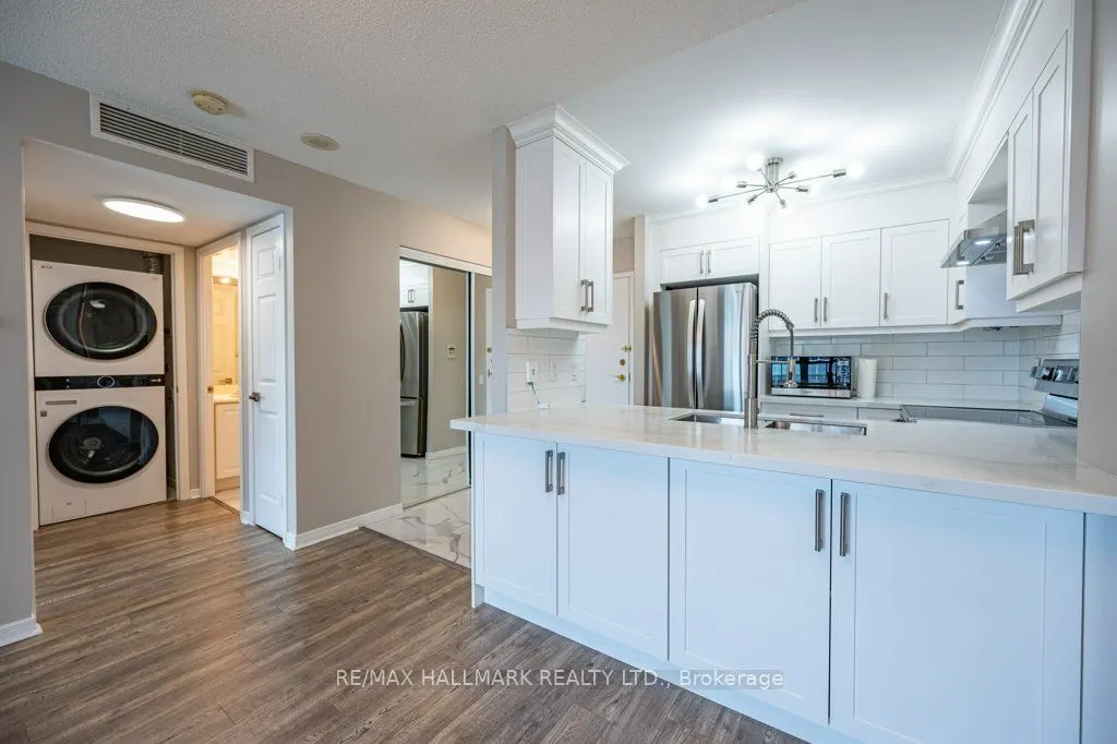 8 Hillcrest Avenue, #1716