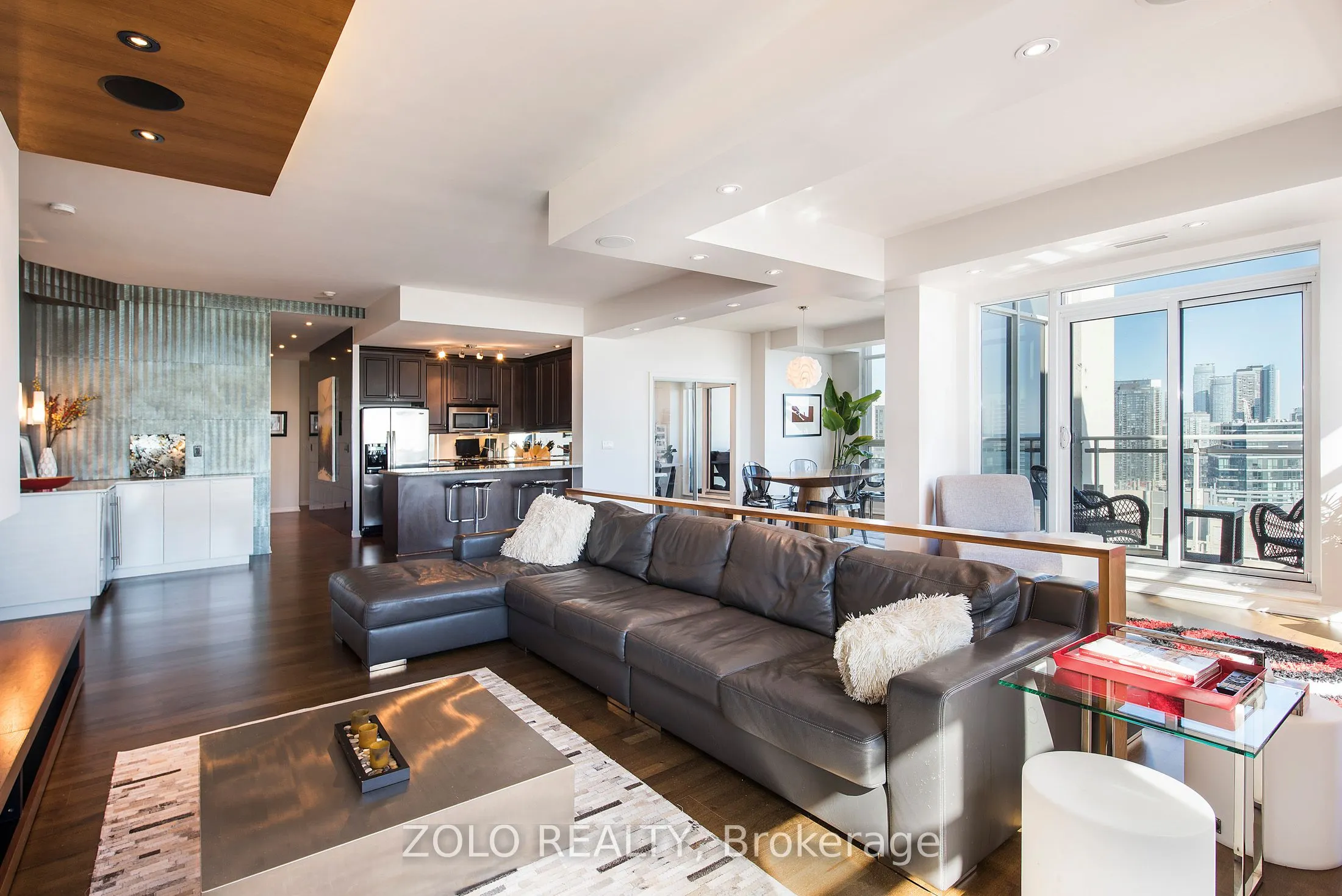 628 Fleet Street, #3403