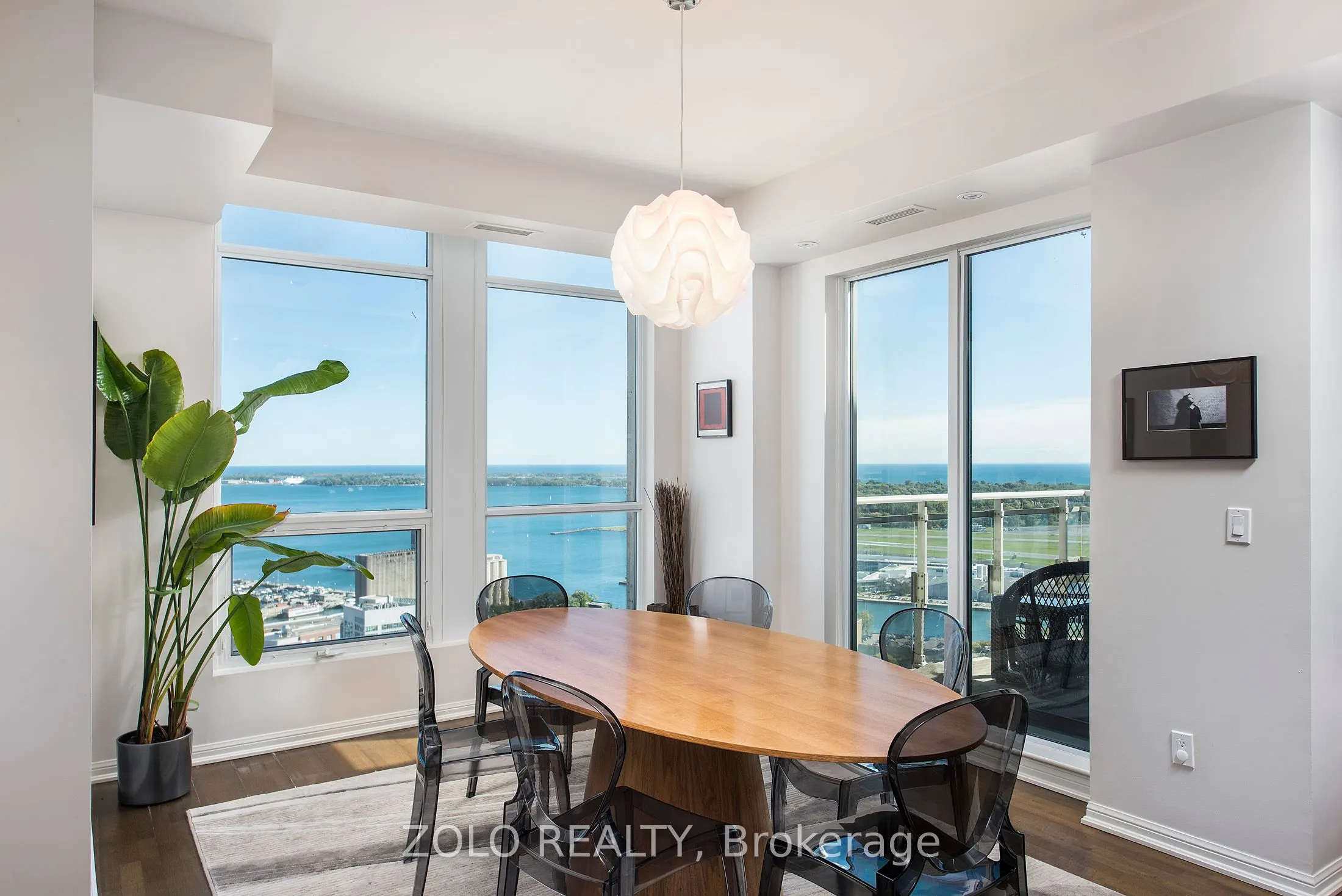 628 Fleet Street, #3403