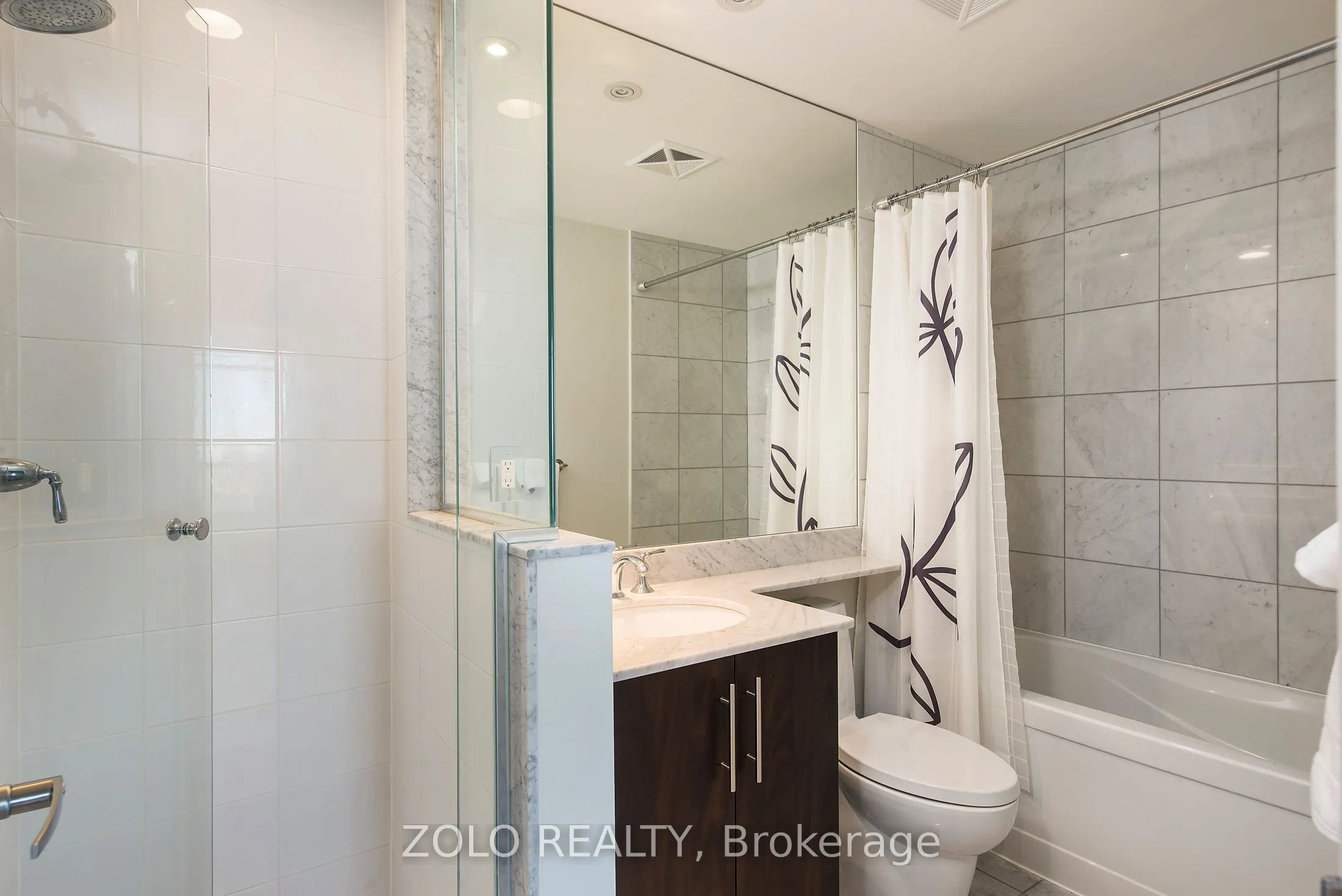 628 Fleet Street, #3403