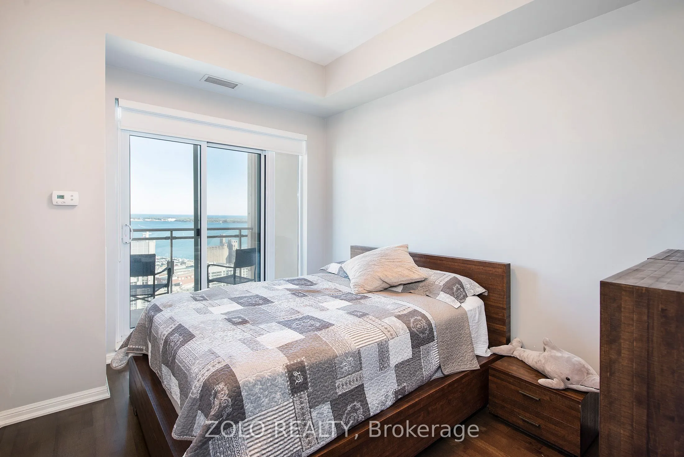 628 Fleet Street, #3403