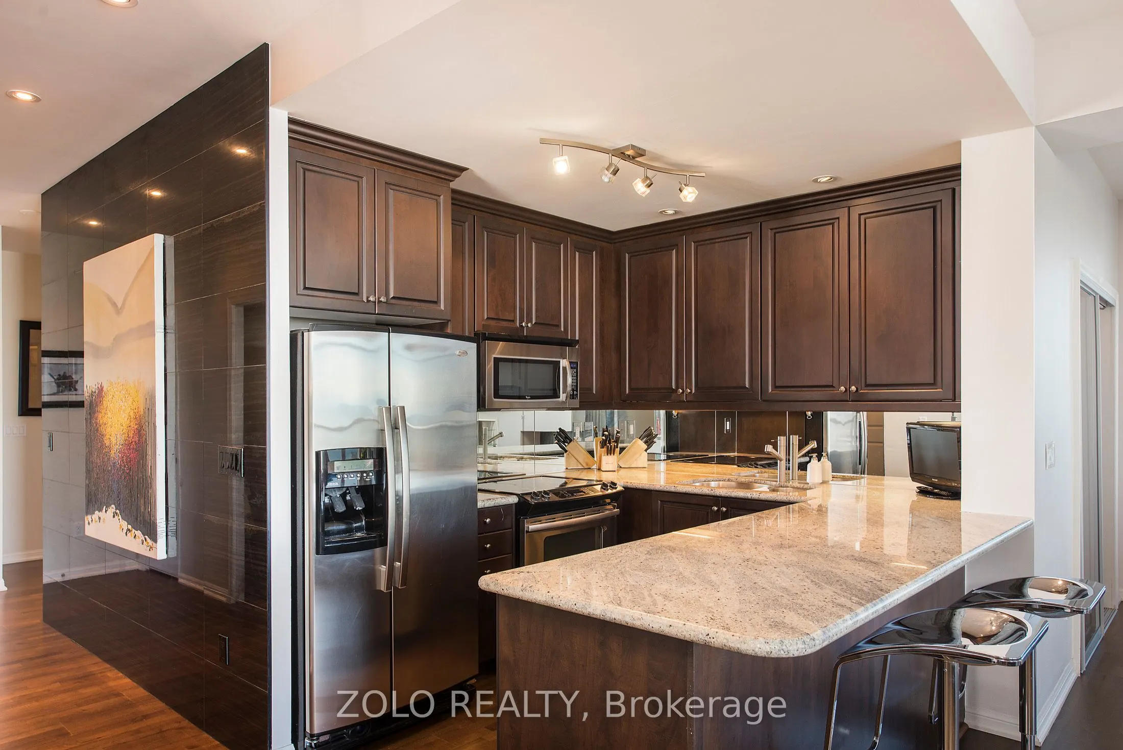 628 Fleet Street, #3403