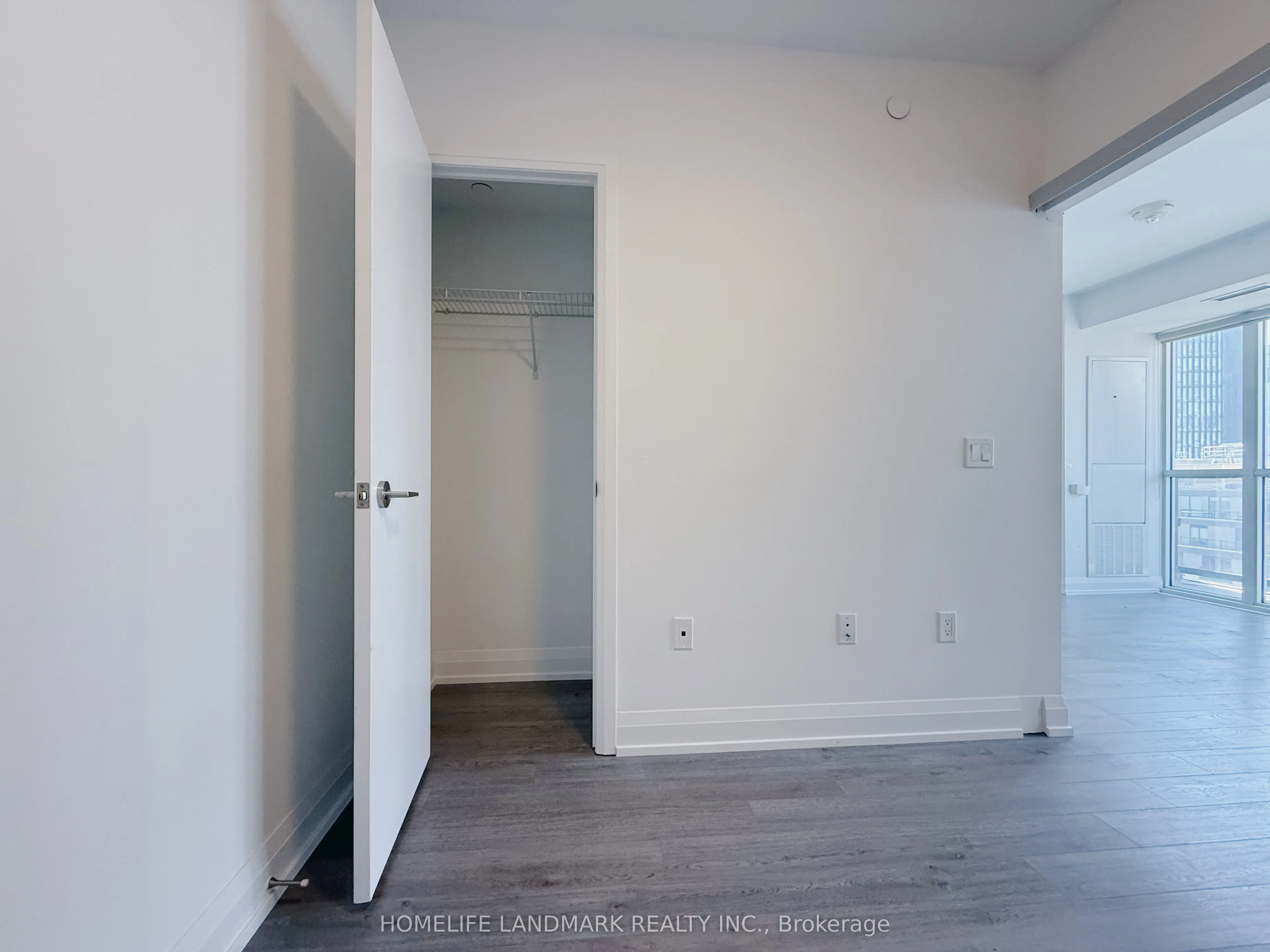 77 Mutual Street, #1705