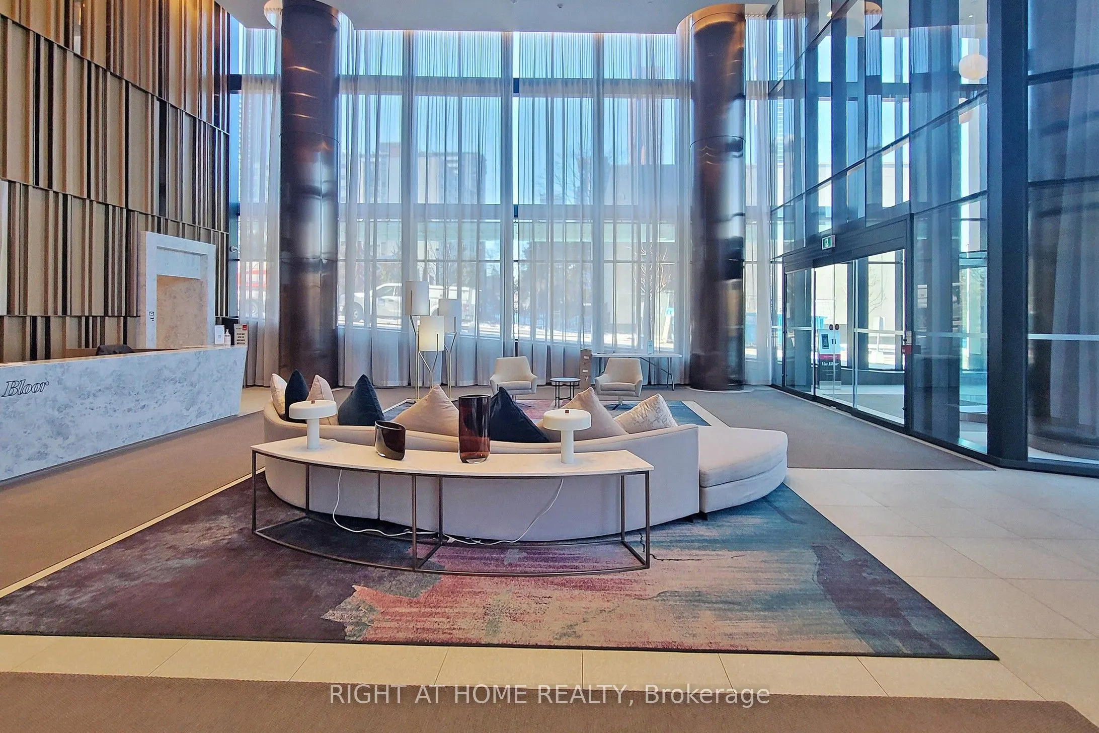 575 Bloor Street E, #3103