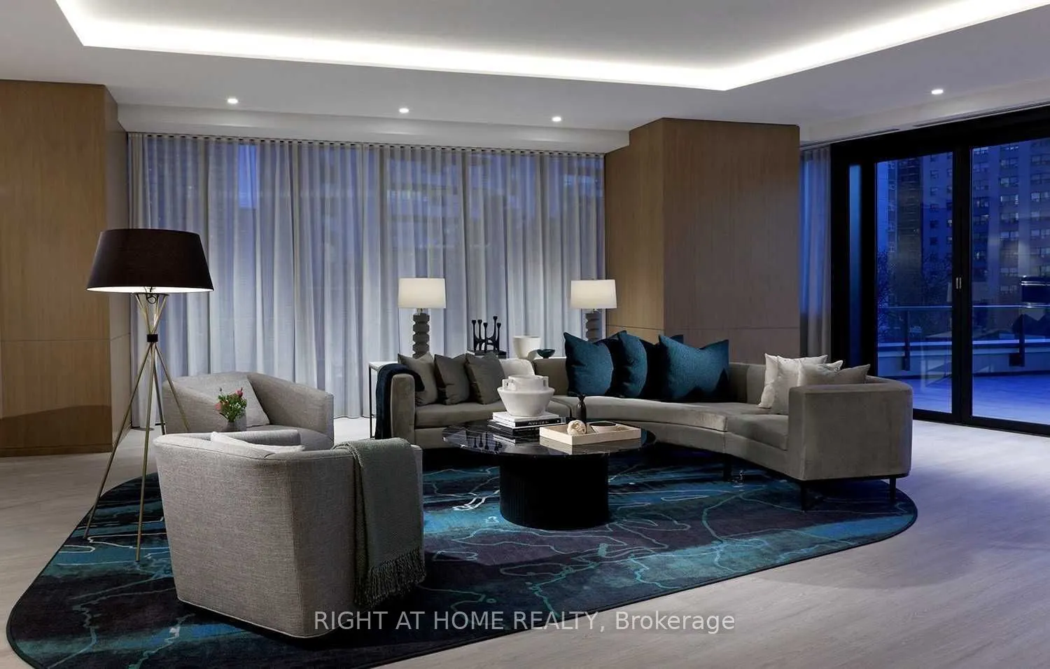 575 Bloor Street E, #3103