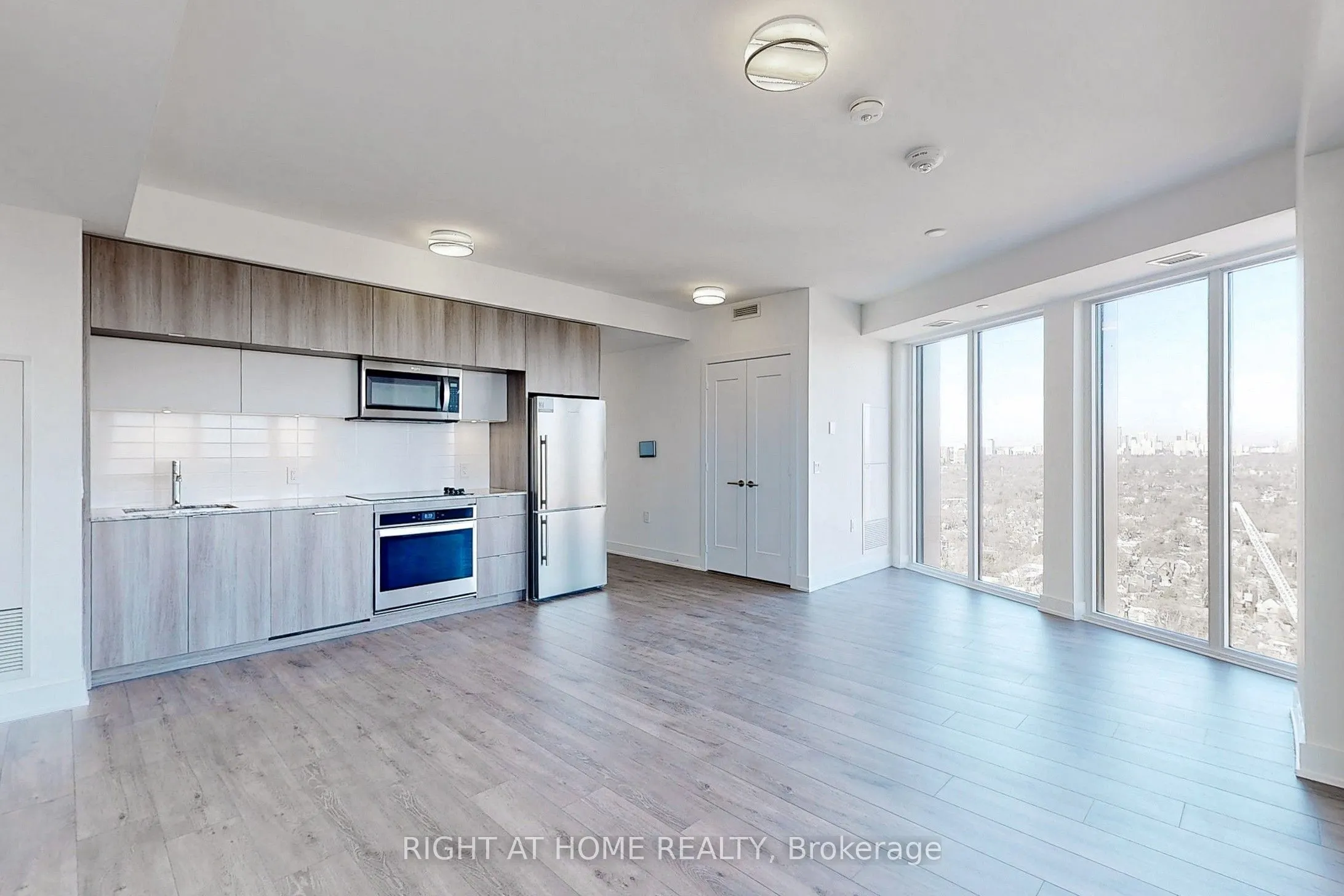 575 Bloor Street E, #3103