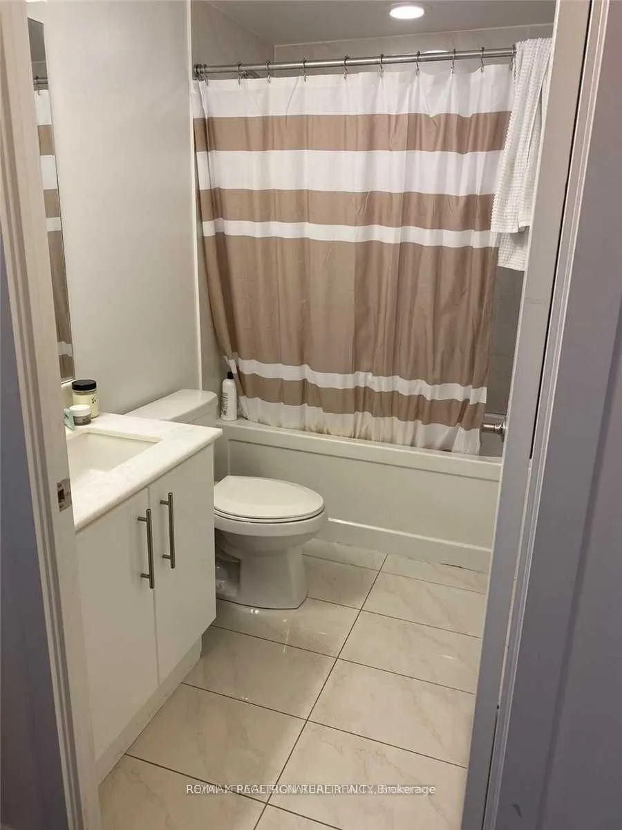 58 Orchard View Boulevard, #1102