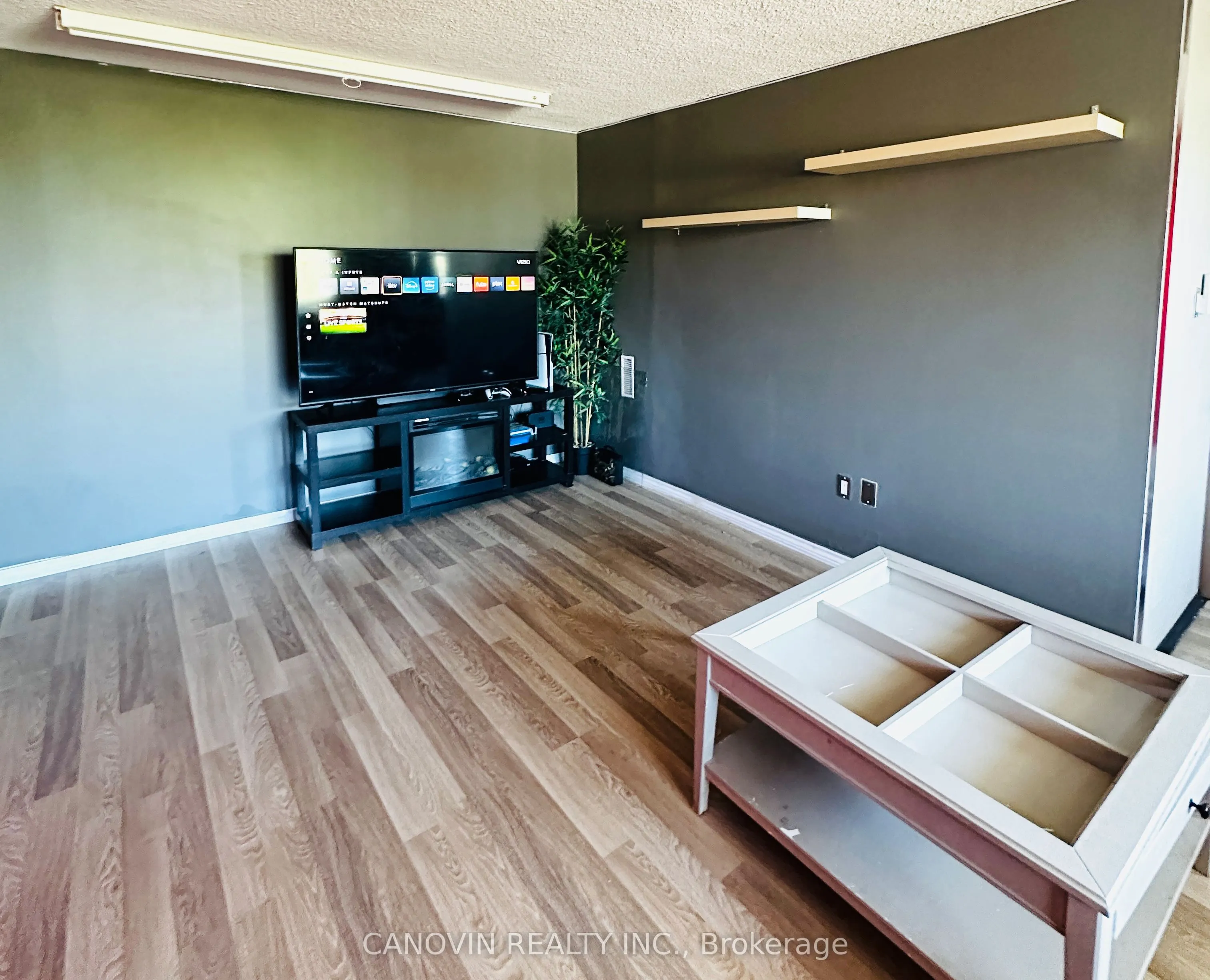 205 Hilda Avenue, #310