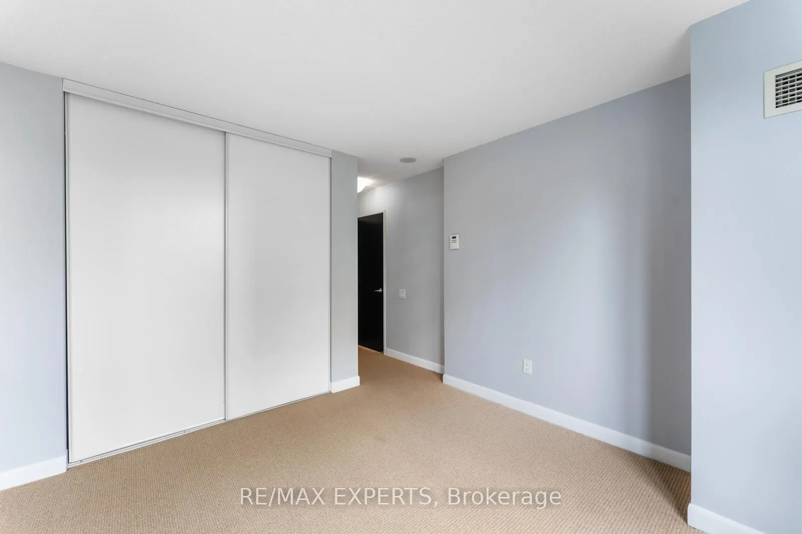 33 Sheppard Avenue E, #510