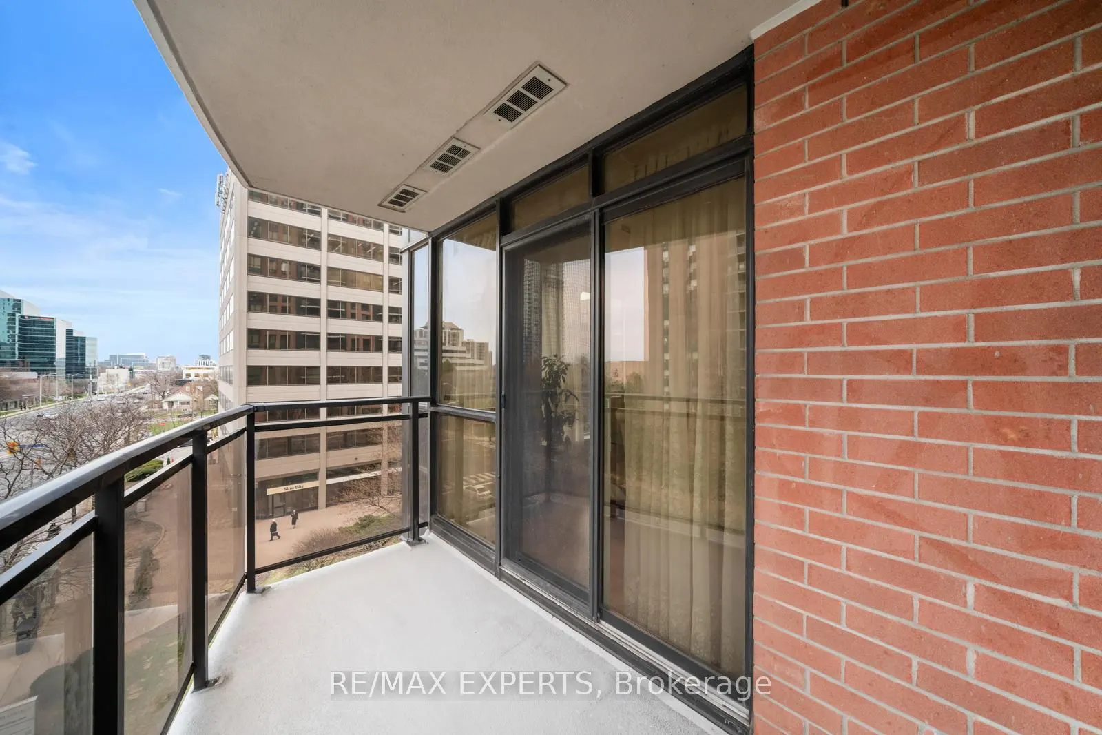 33 Sheppard Avenue E, #510