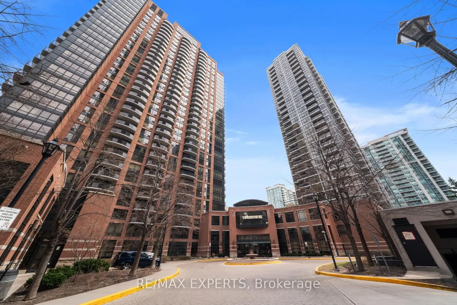 33 Sheppard Avenue E, #510