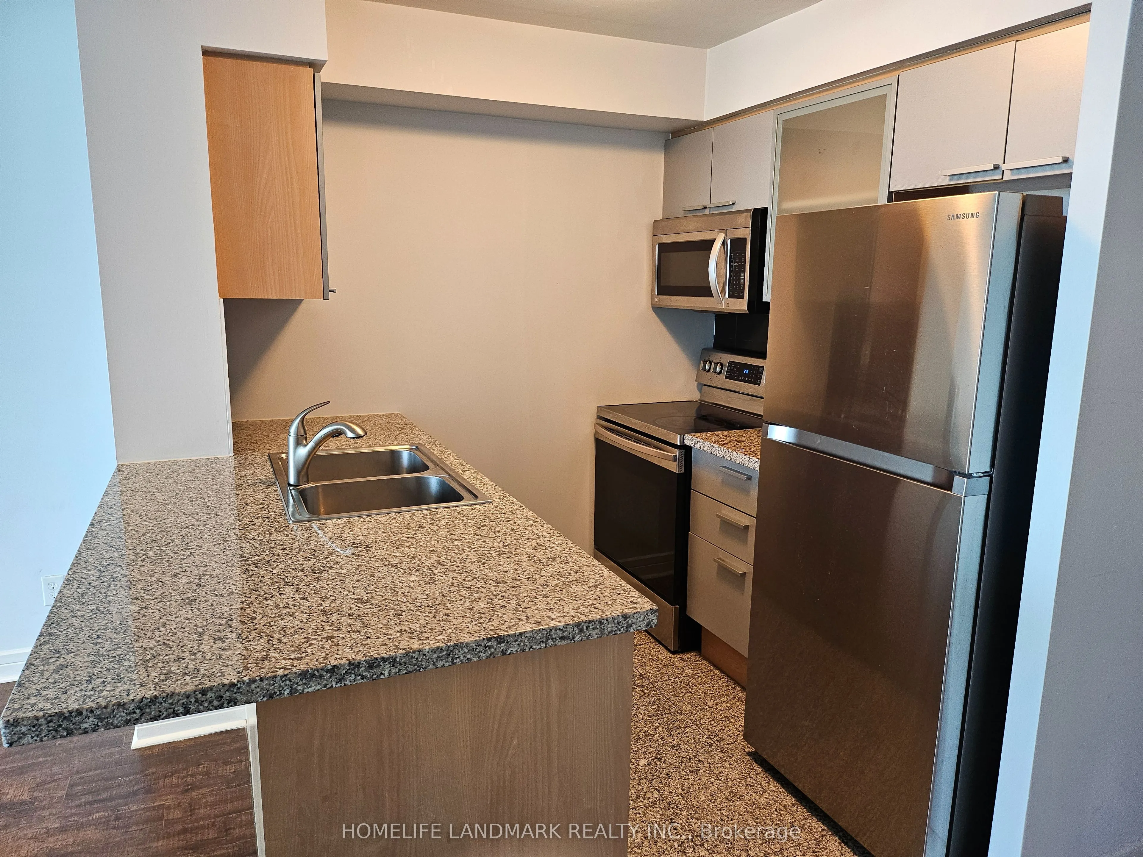 18 Harrison Garden Boulevard, #2606