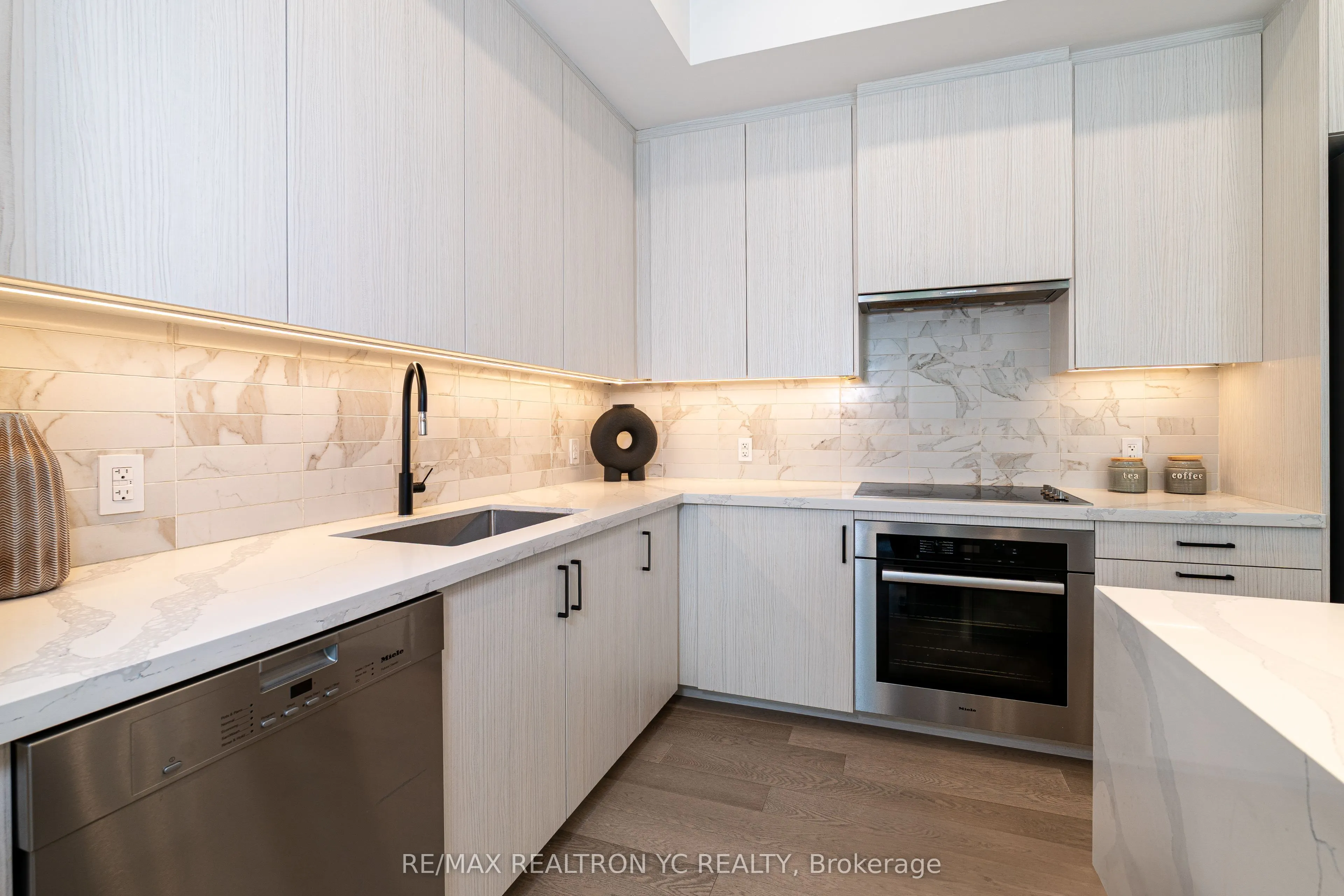 18 Greenbriar Road, #4