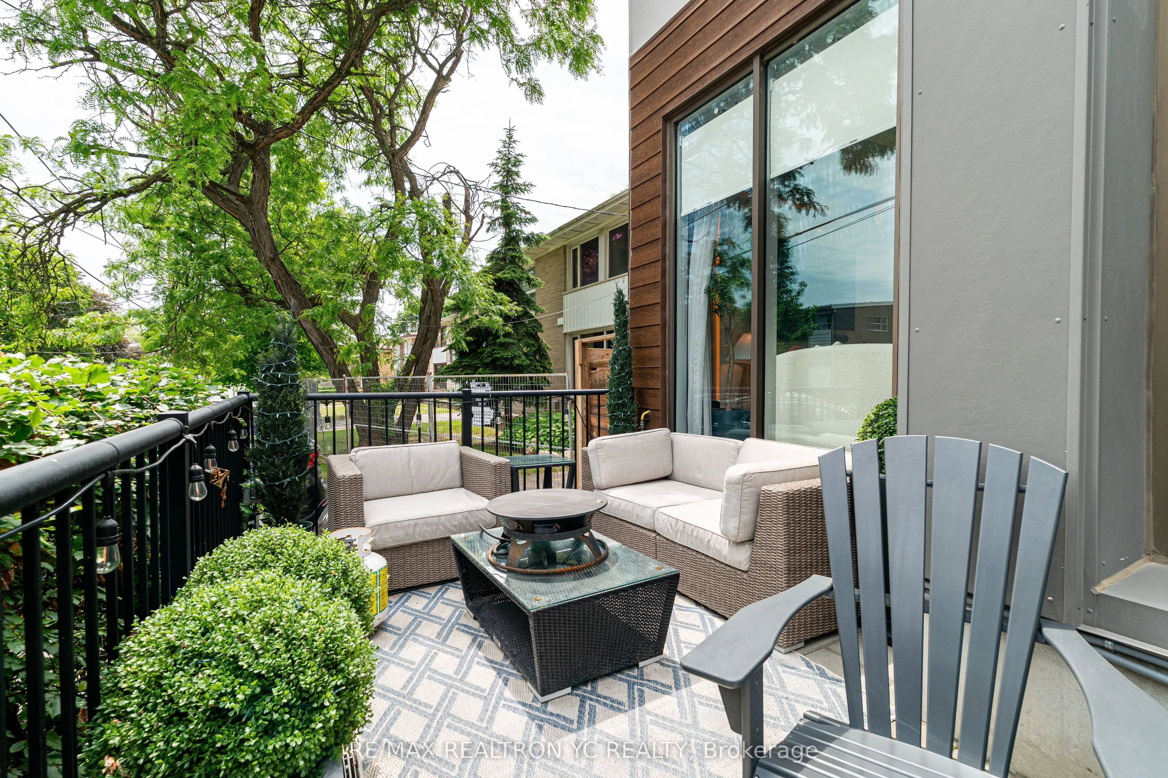 18 Greenbriar Road, #4