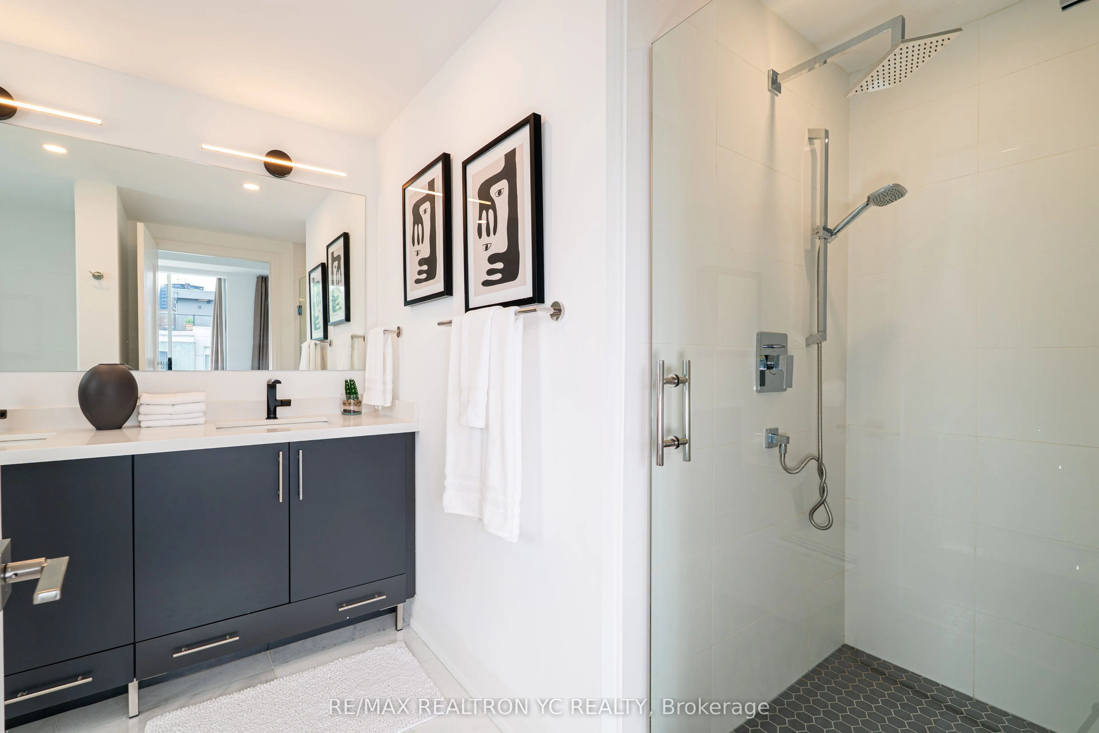 18 Greenbriar Road, #4