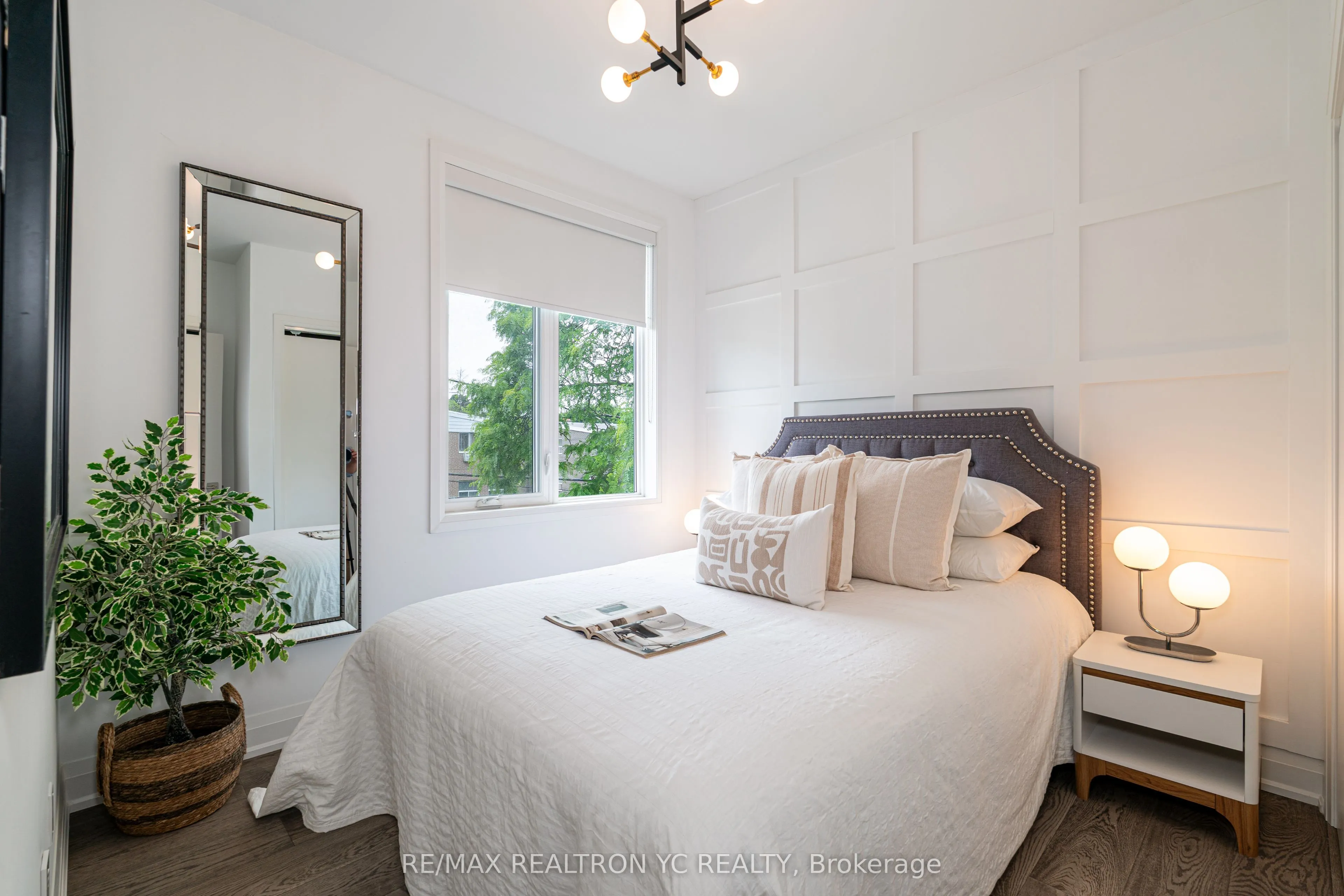 18 Greenbriar Road, #4
