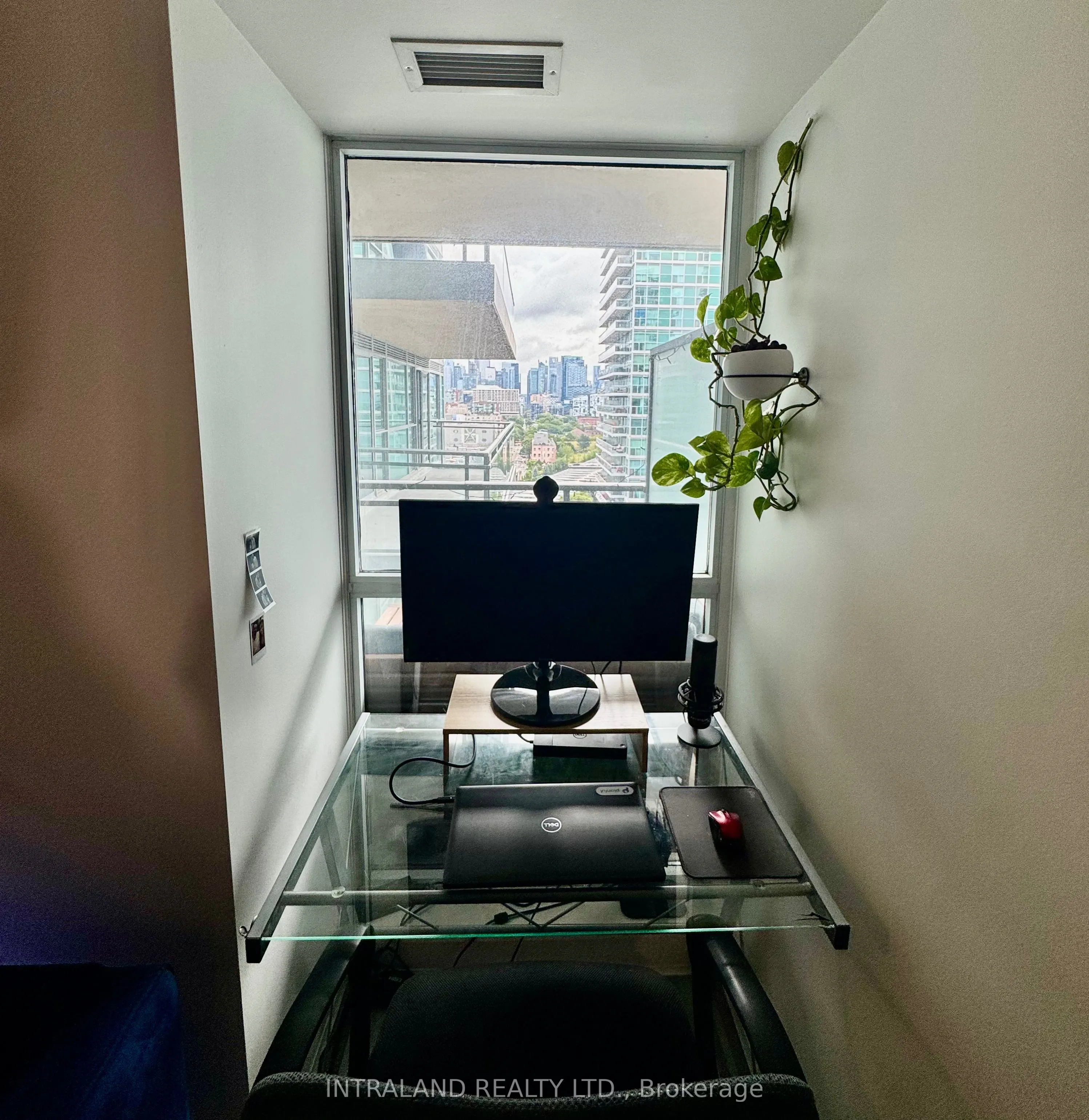 100 Western Battery Road, #1411