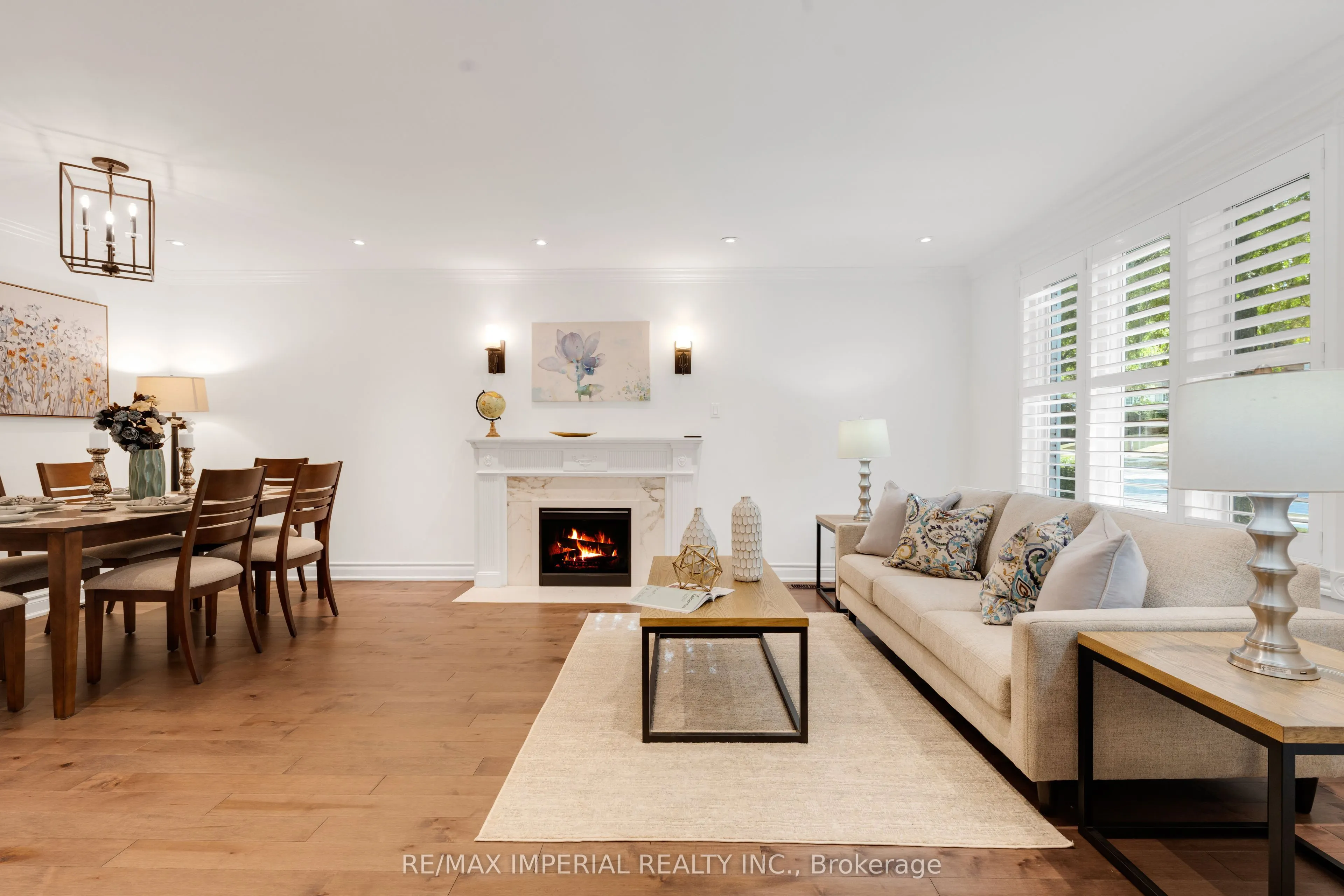 263 Upper Highland Crescent