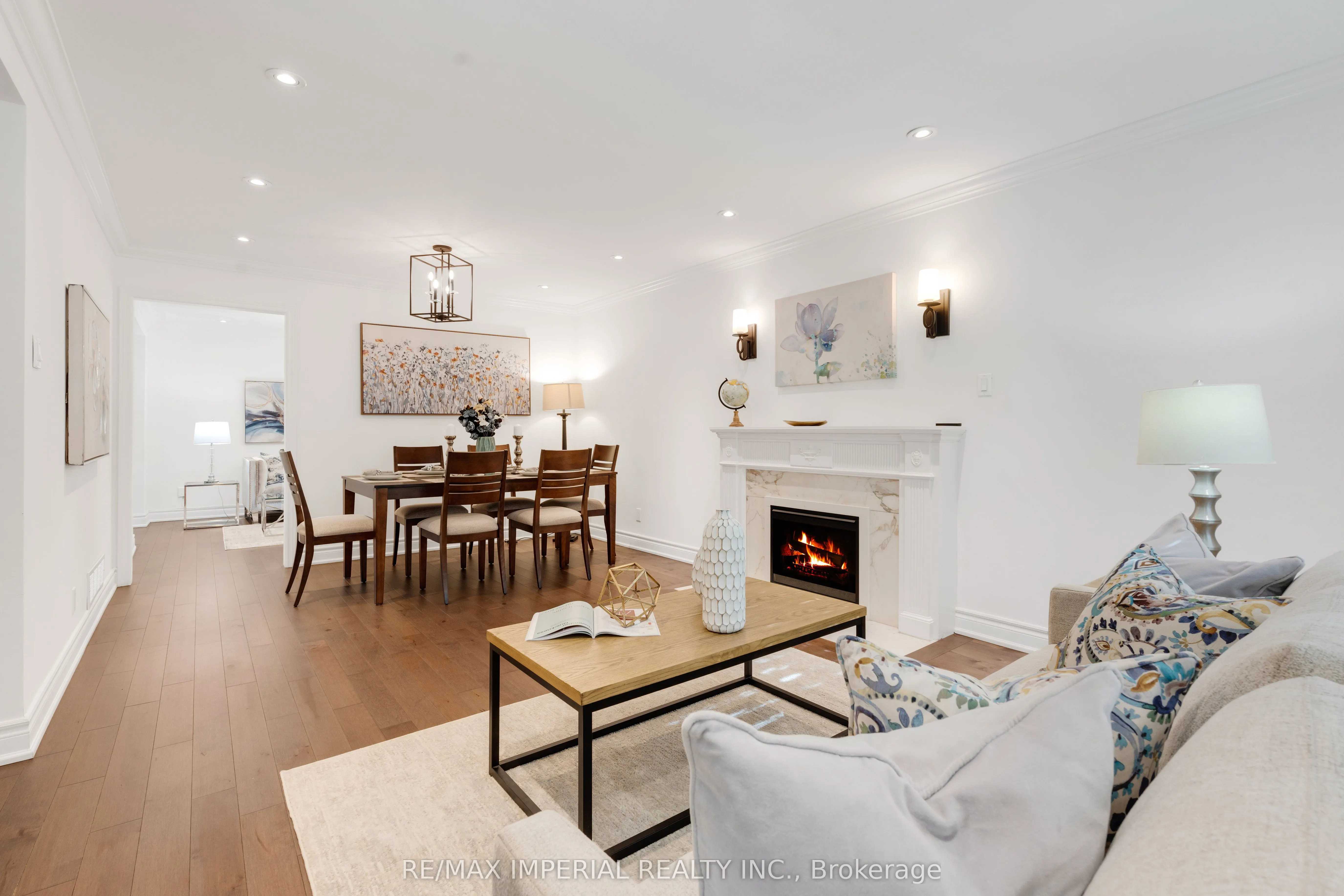 263 Upper Highland Crescent