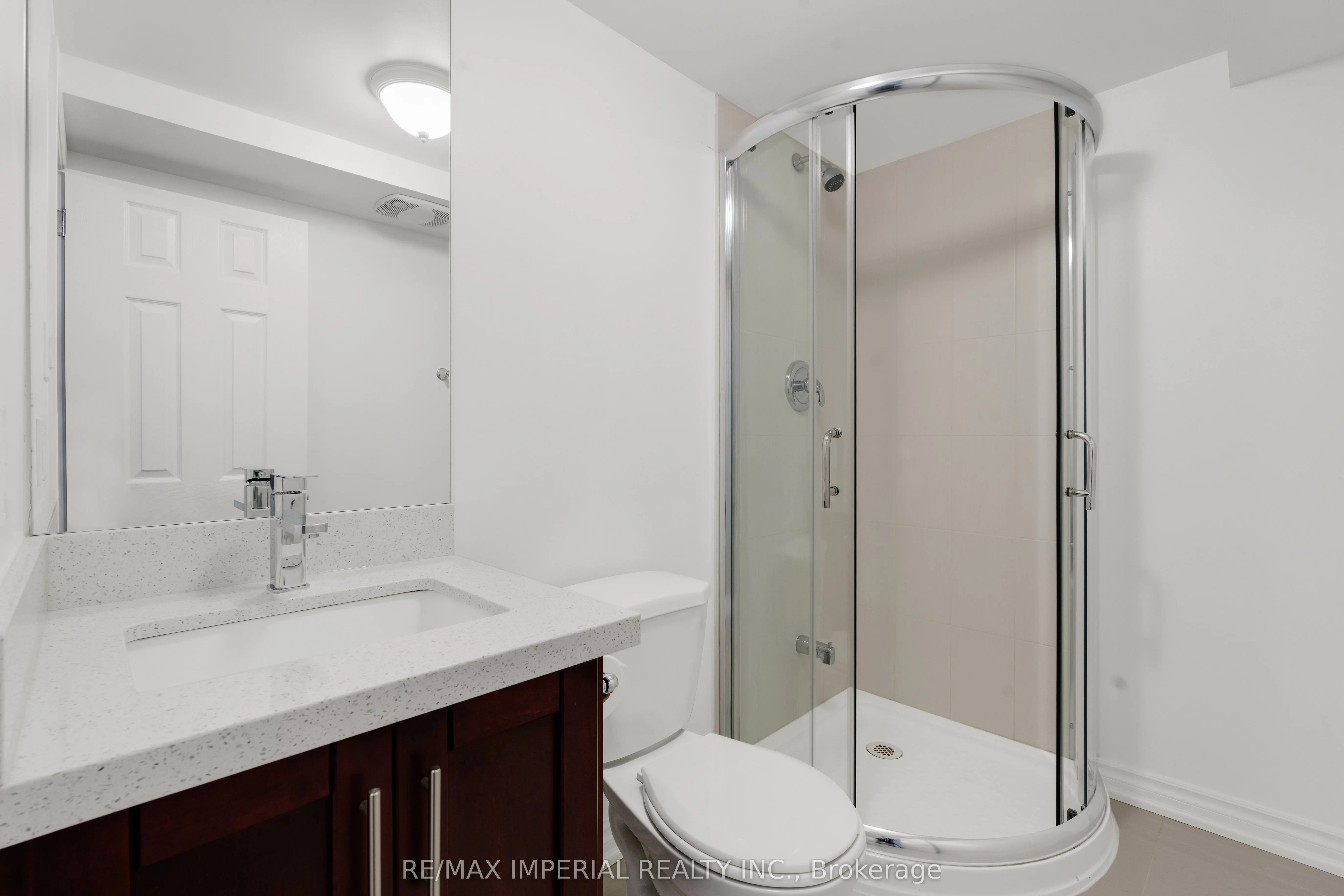 263 Upper Highland Crescent