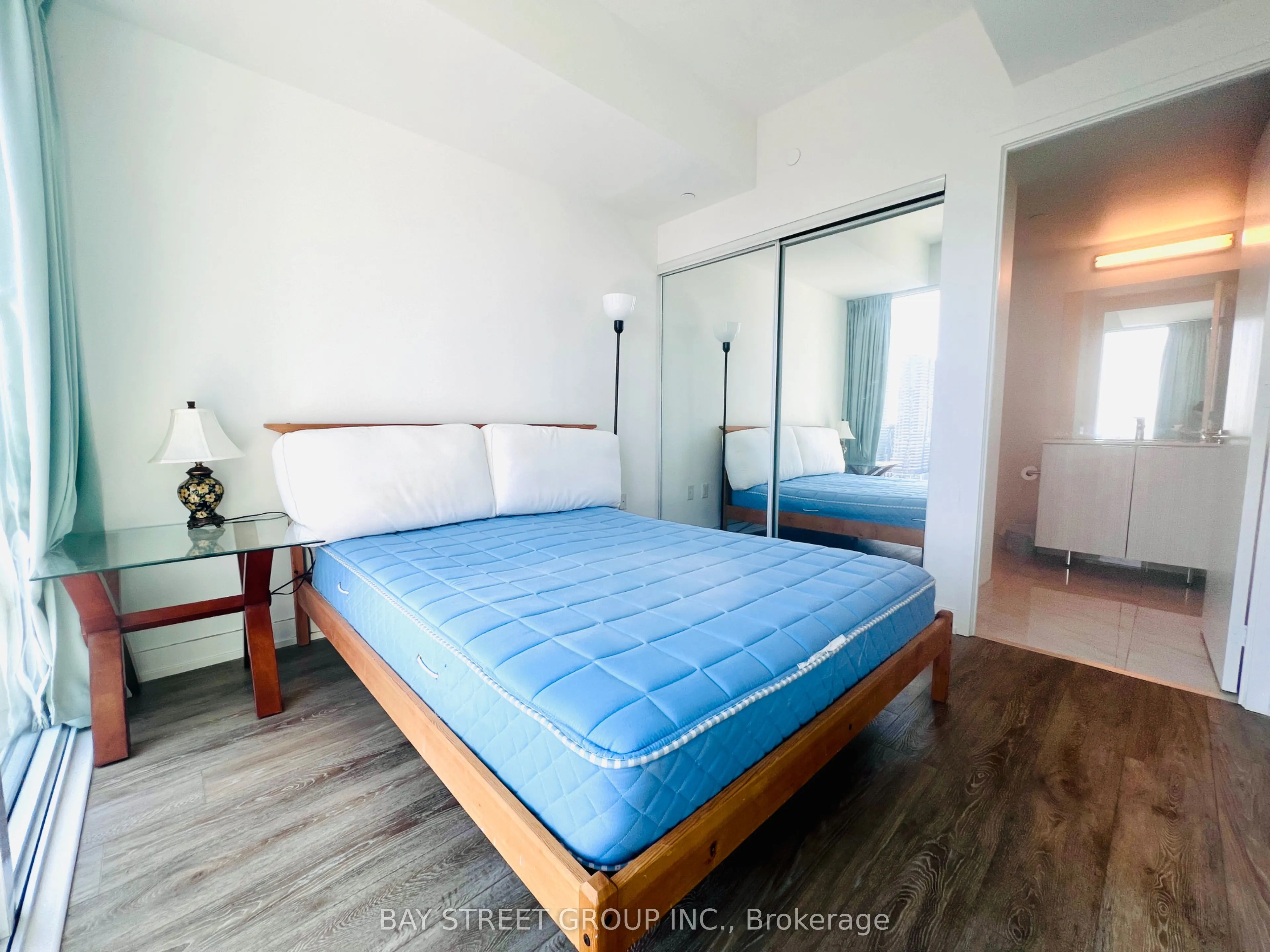 158 Front Street E, #1809