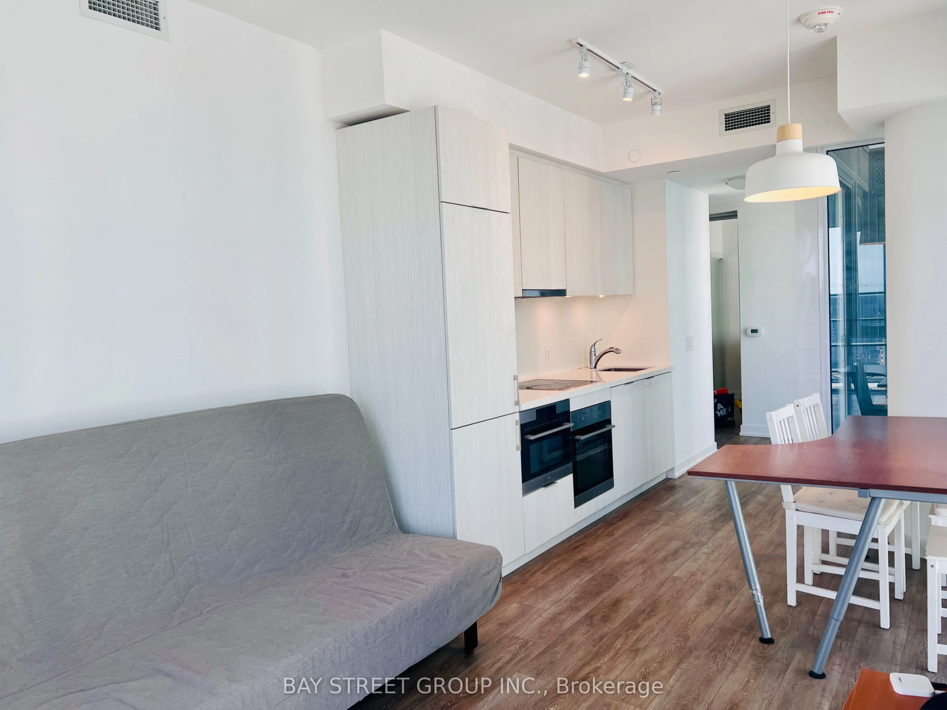158 Front Street E, #1809