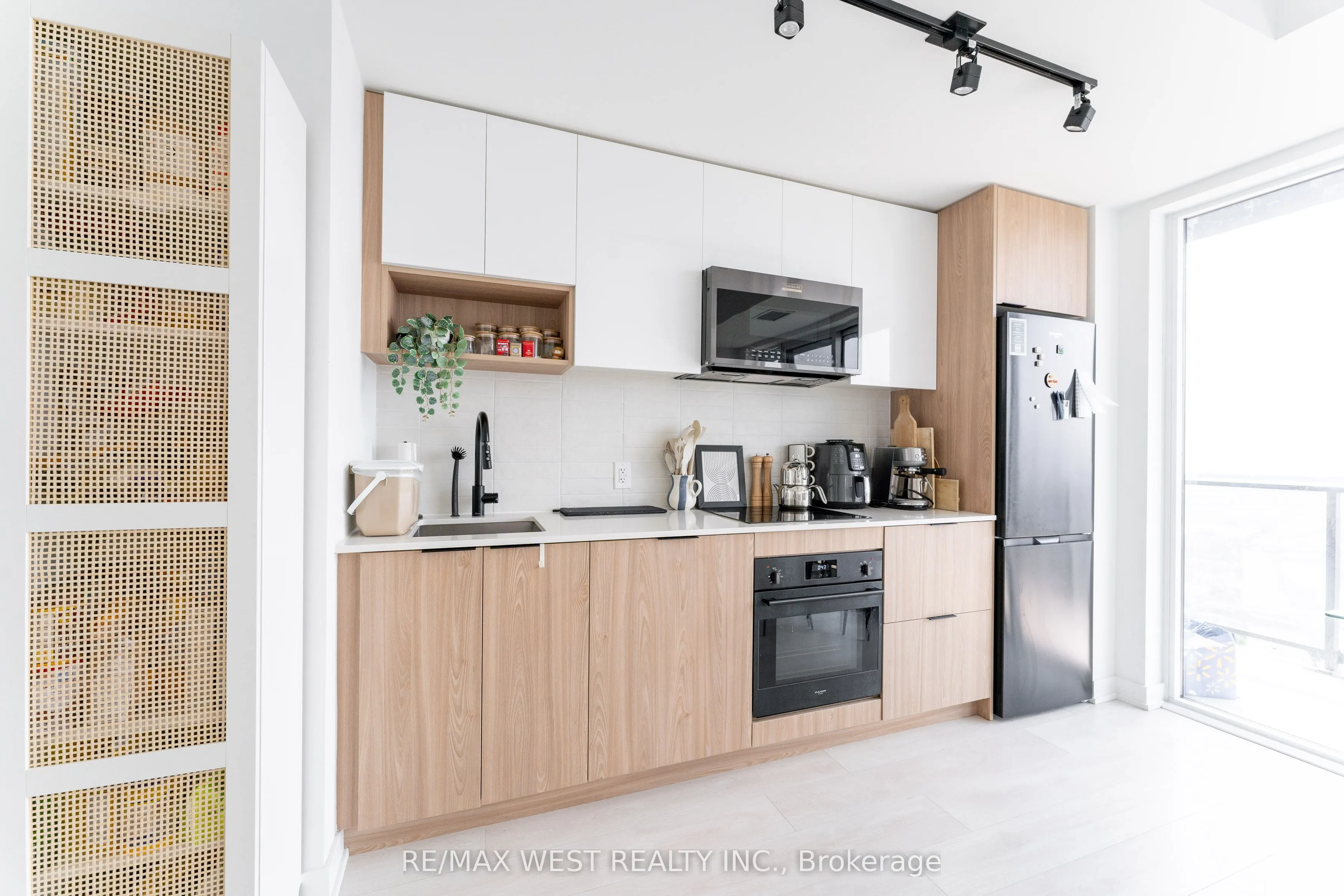 5 Defries Street, #3405