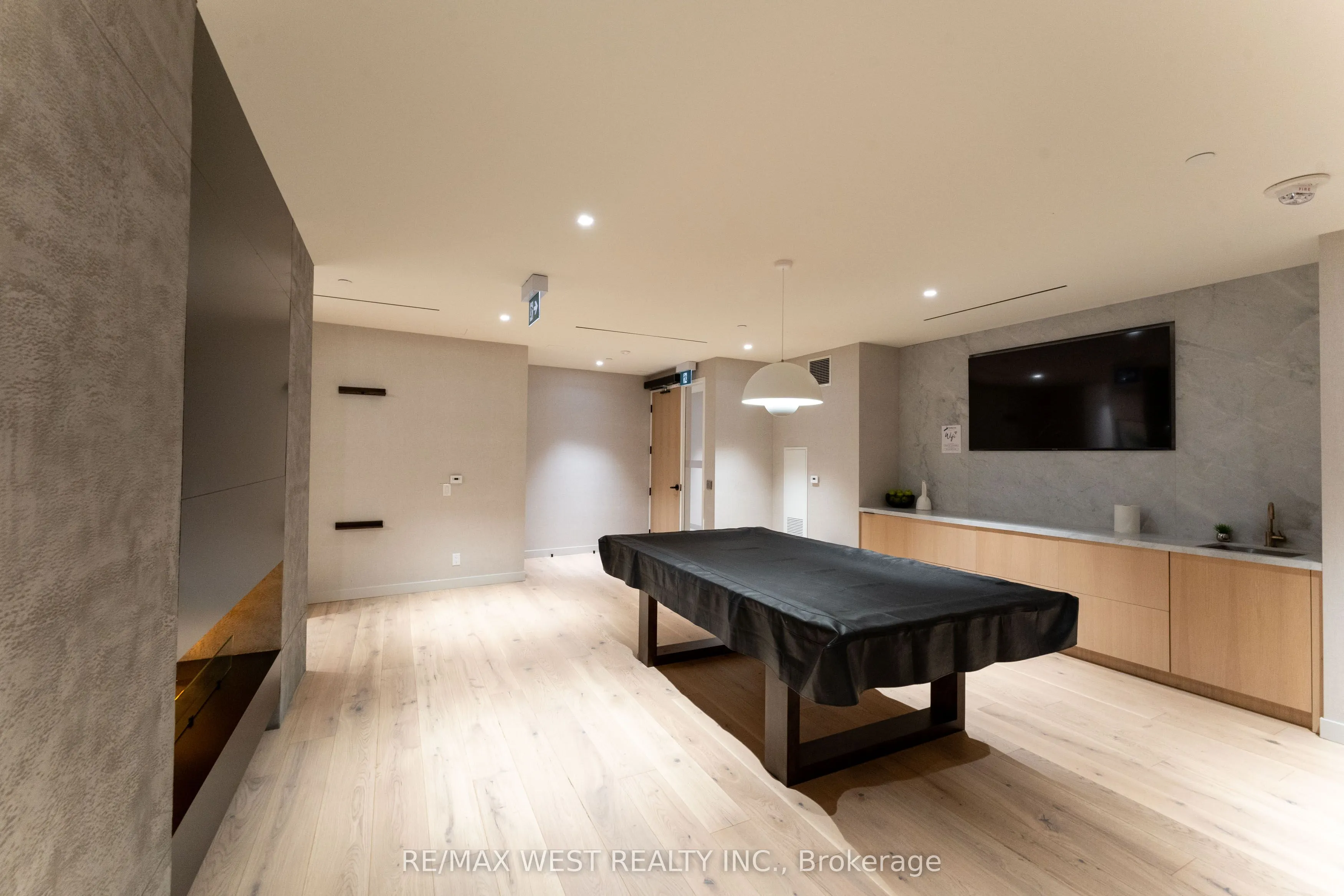 5 Defries Street, #3405