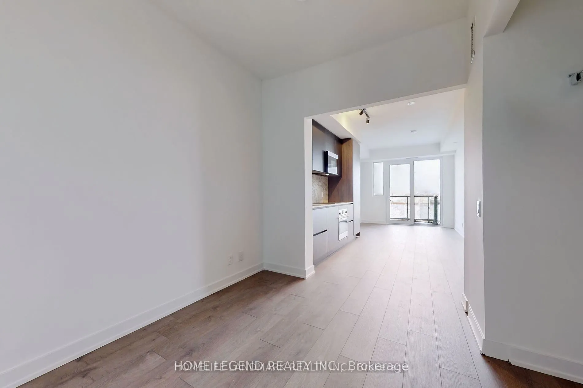 108 Peter Street, #2701