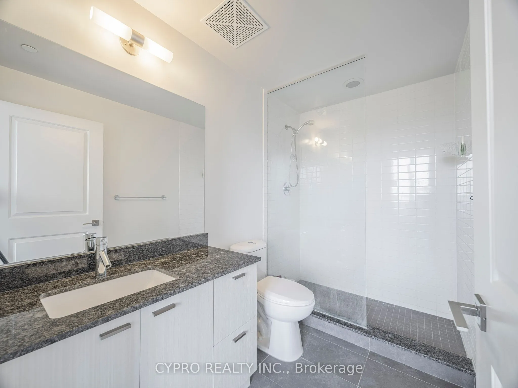 88 Sheppard Avenue E, #2807