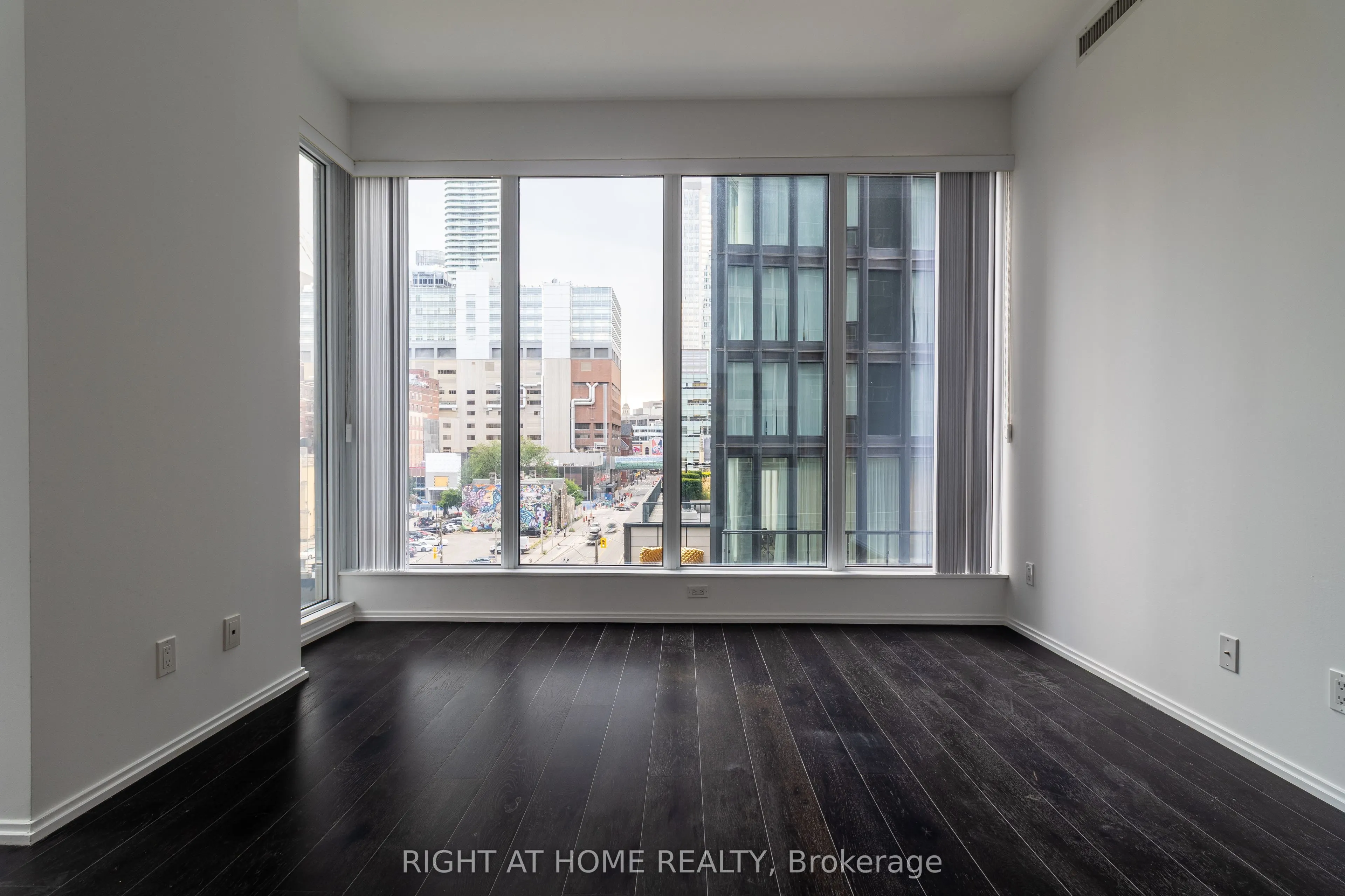 68 Shuter Street, #503
