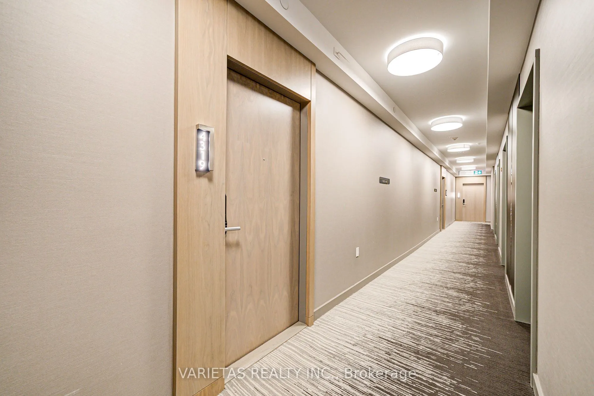 585 Bloor Street E, #4319