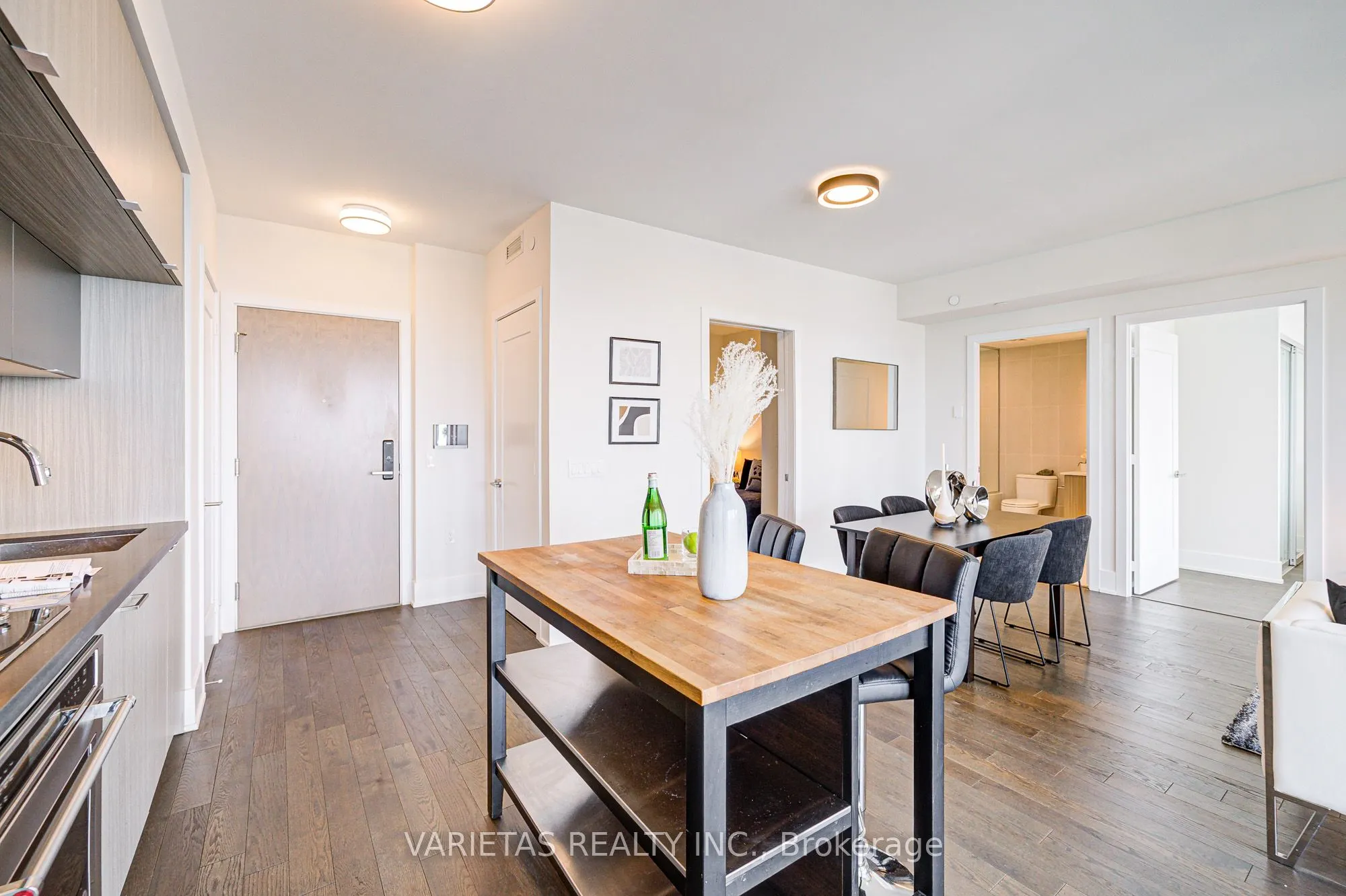 585 Bloor Street E, #4319