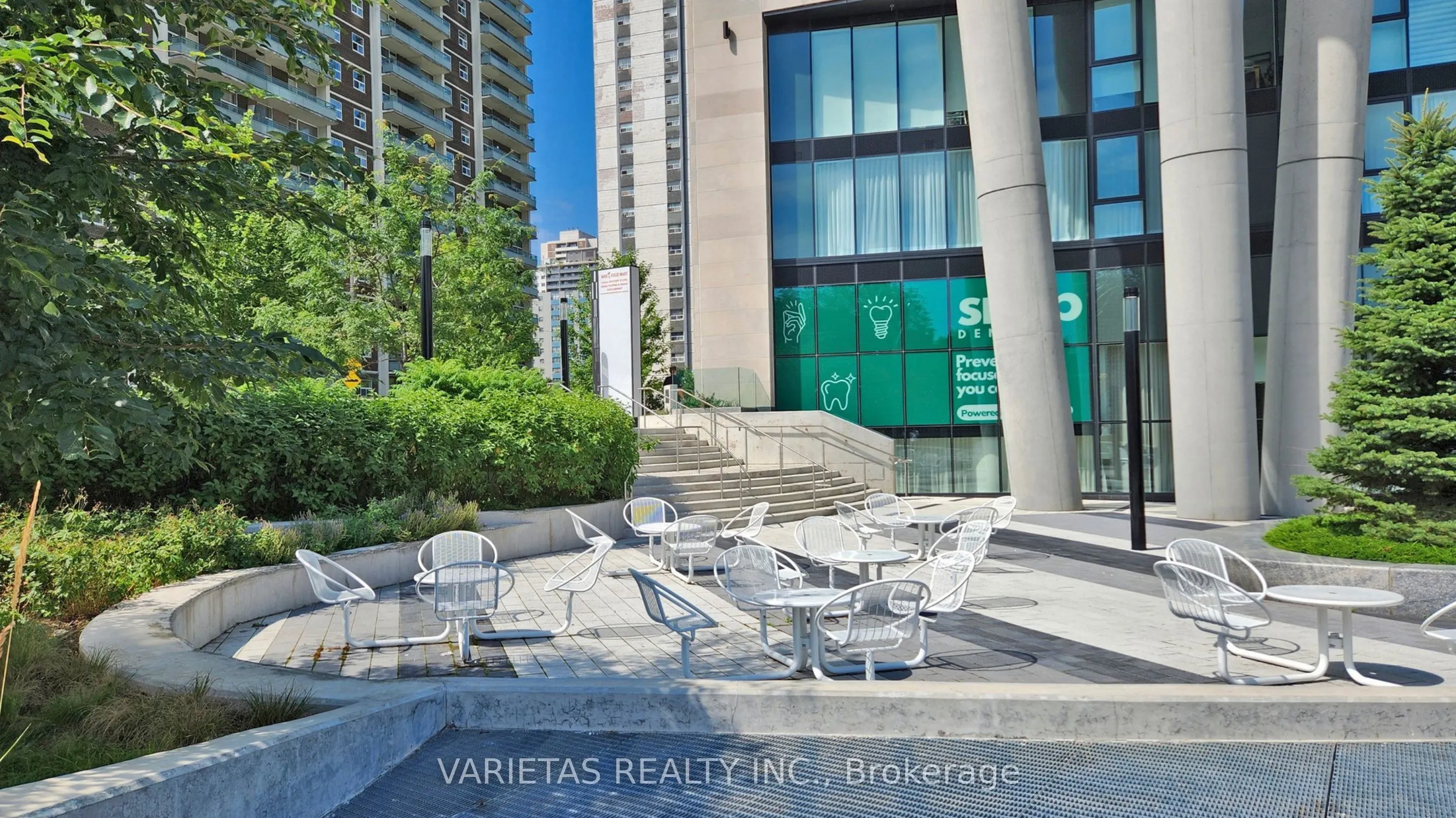 585 Bloor Street E, #4319
