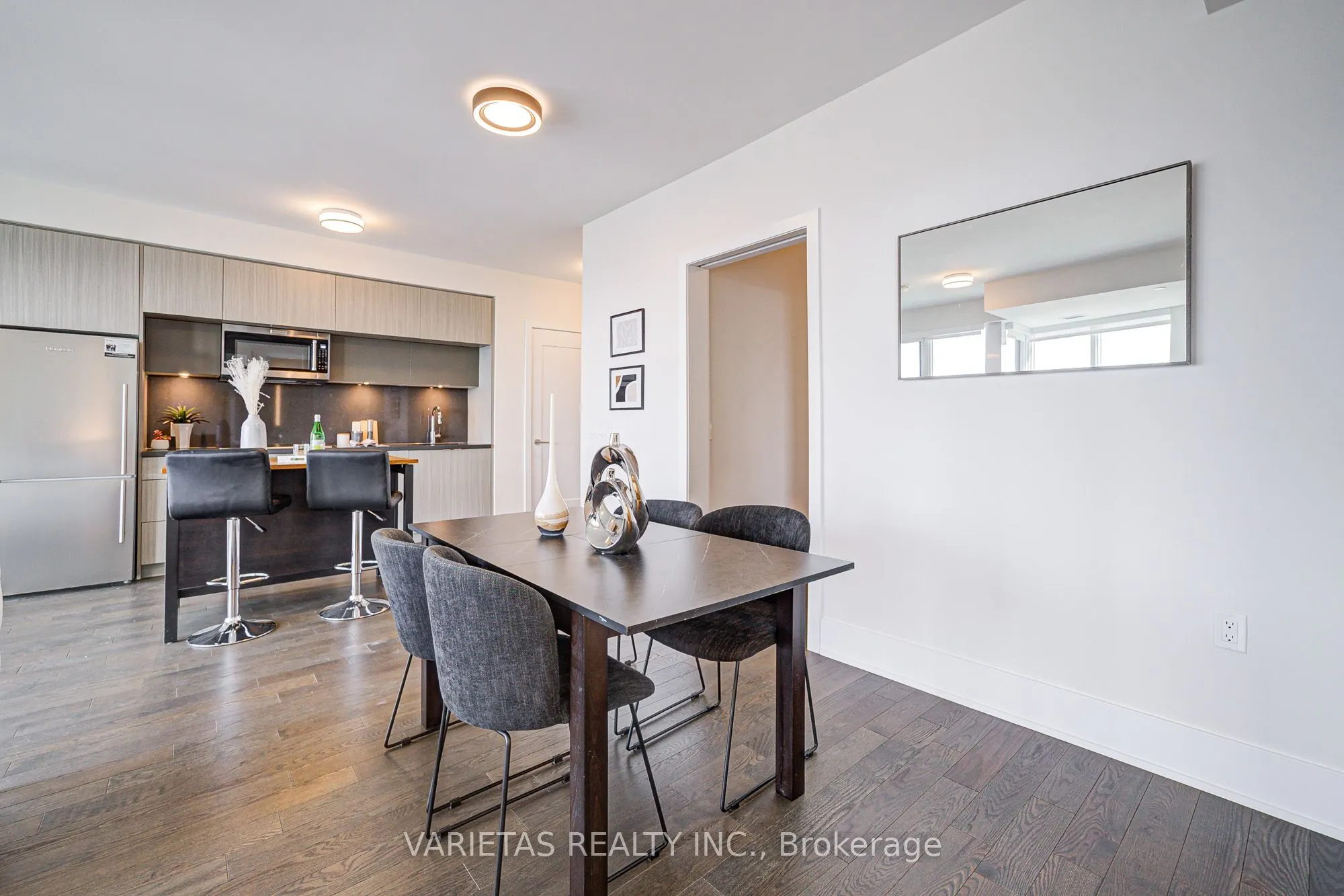 585 Bloor Street E, #4319