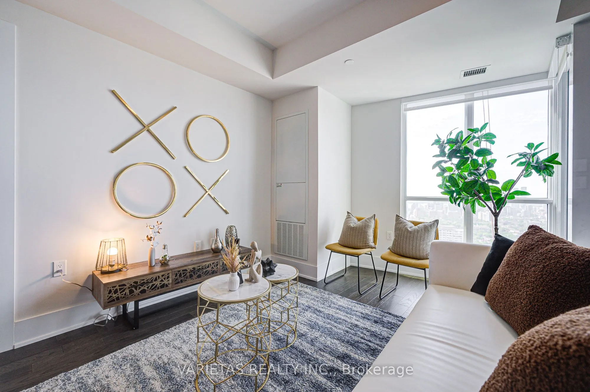 585 Bloor Street E, #4319