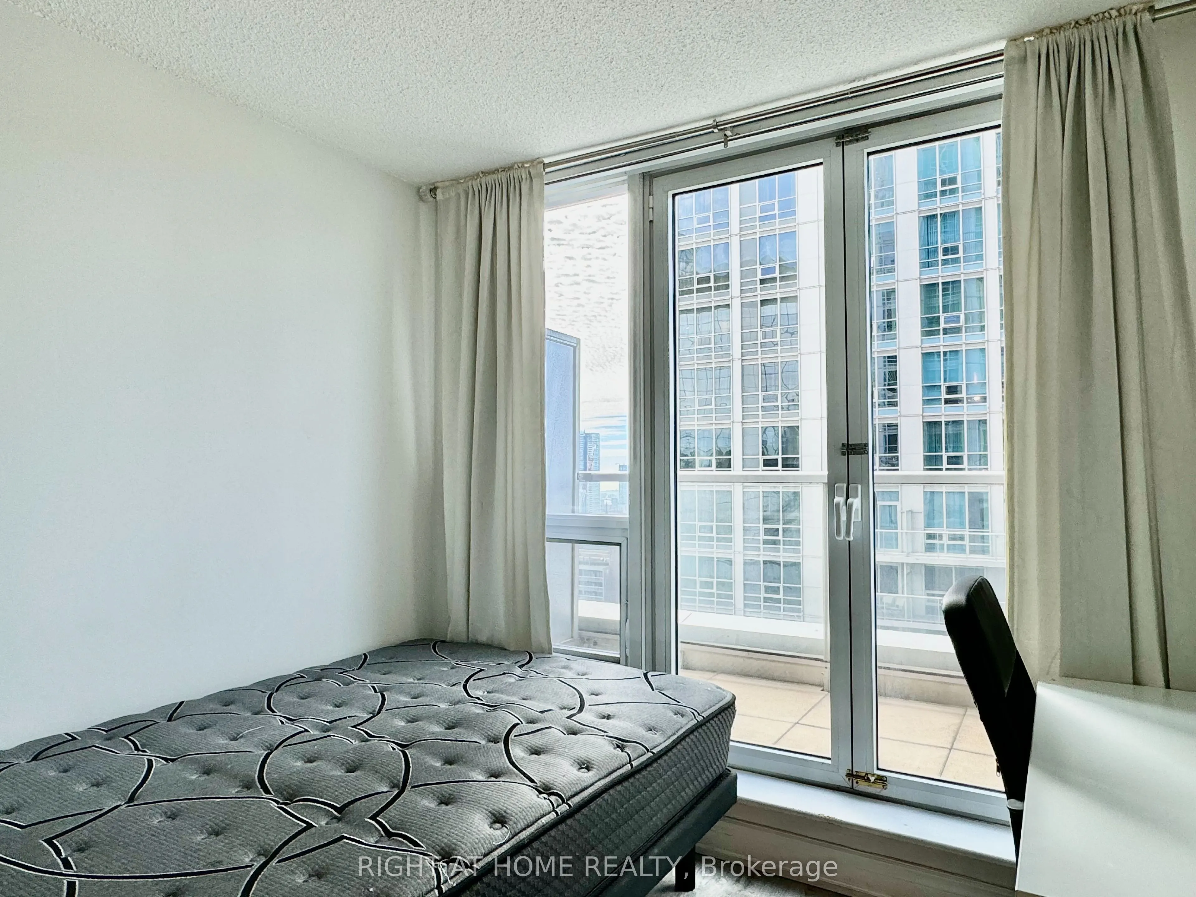 763 Bay Street, #3207