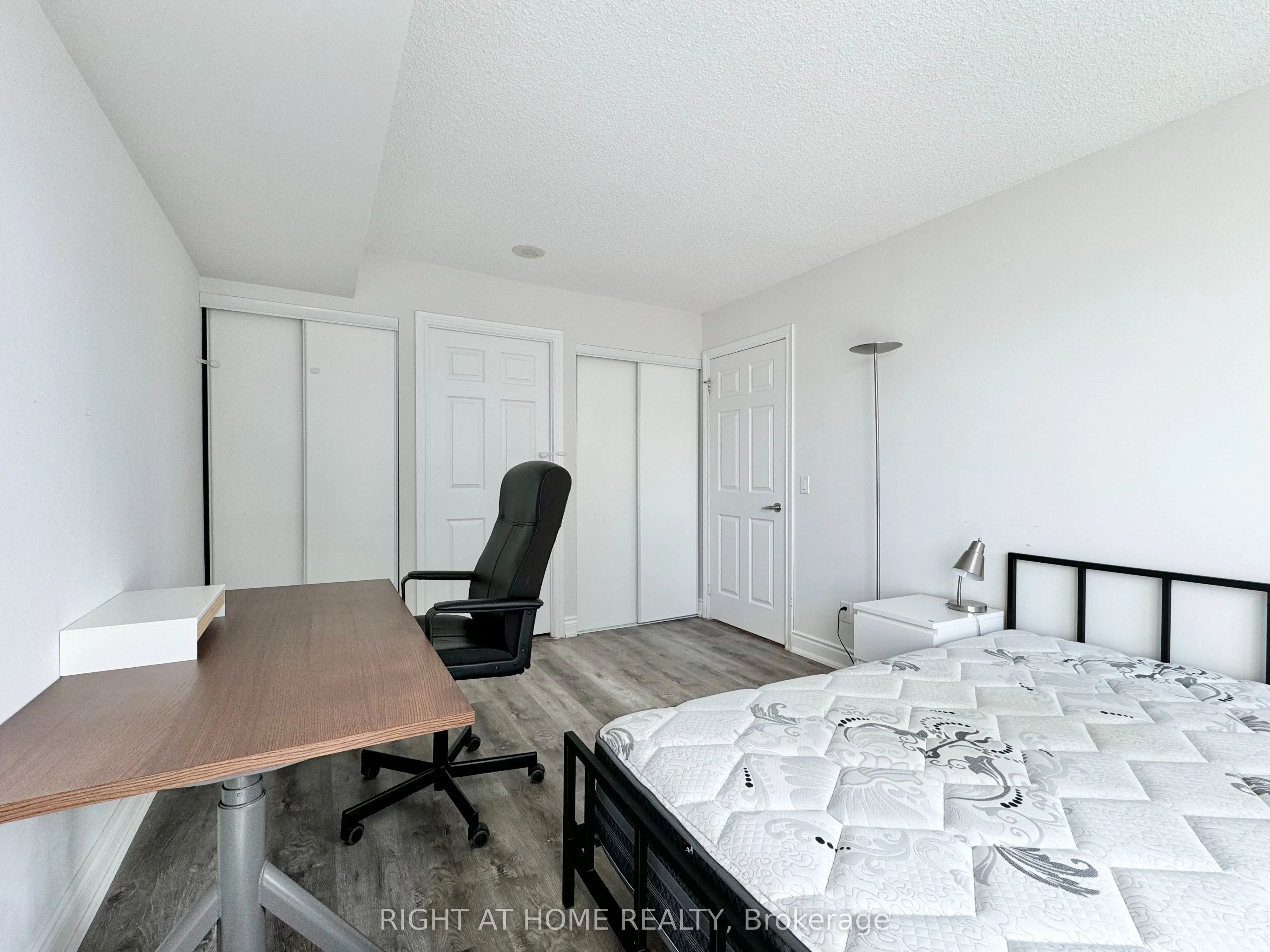 763 Bay Street, #3207