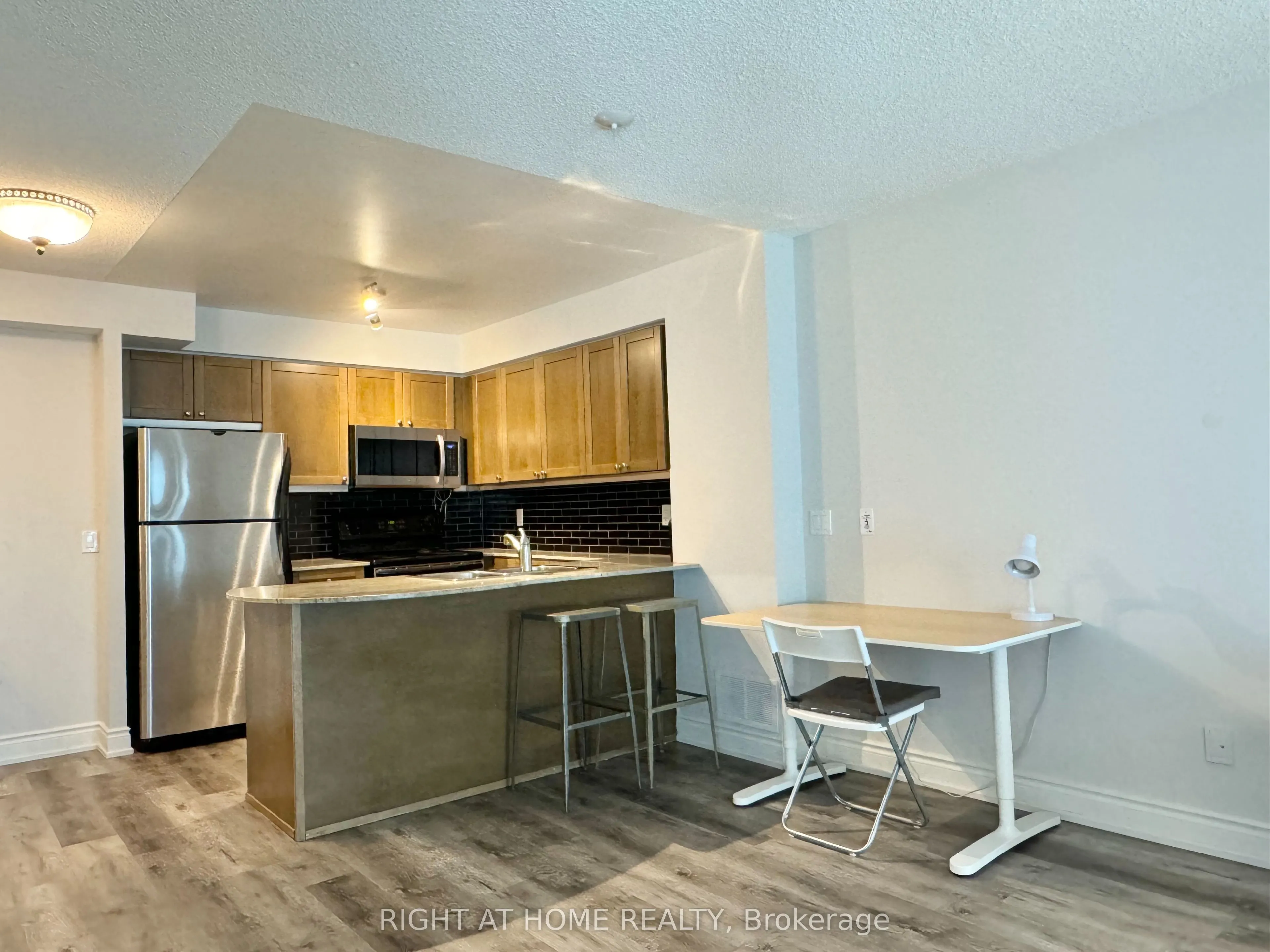 763 Bay Street, #3207