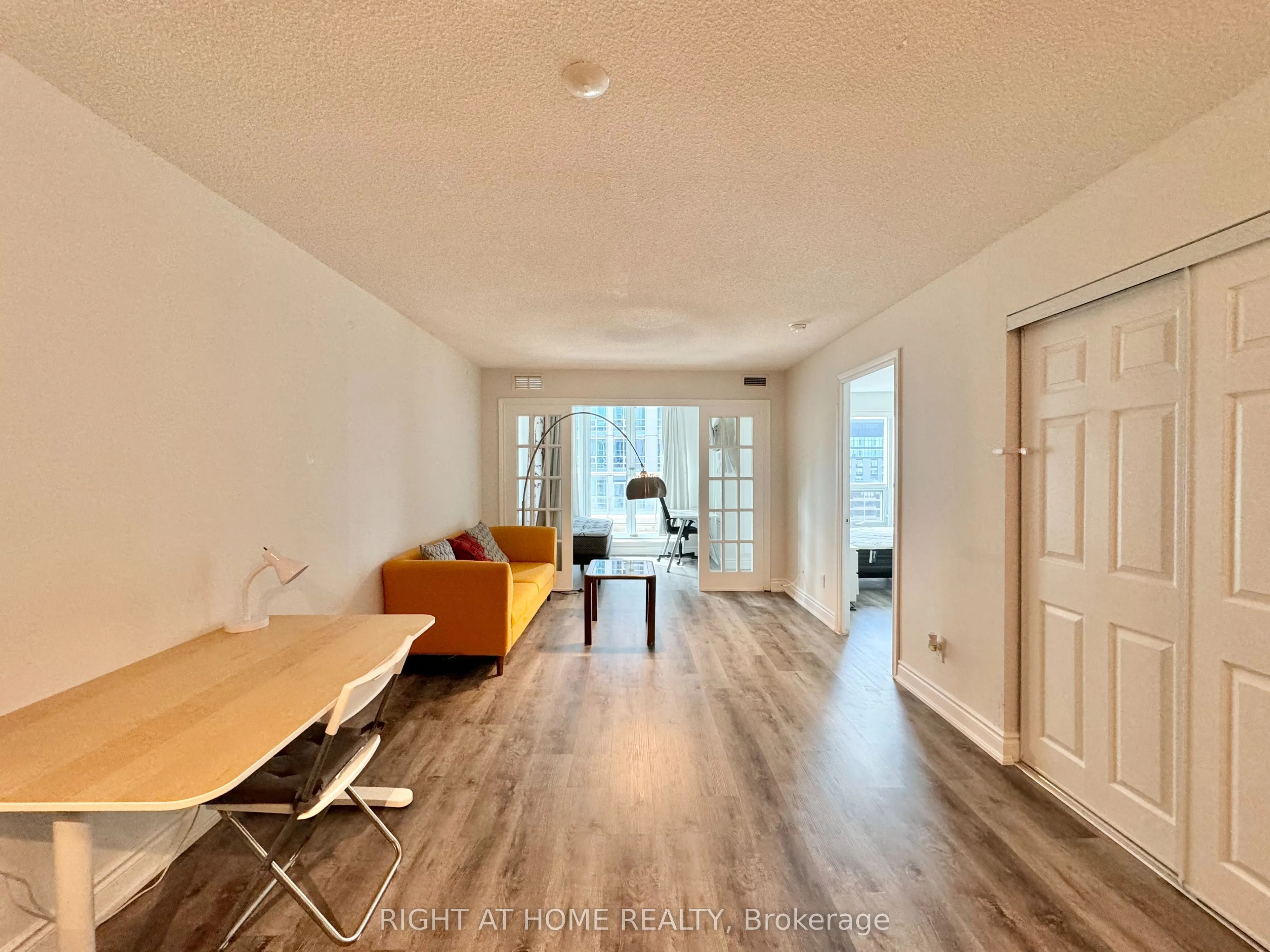 763 Bay Street, #3207