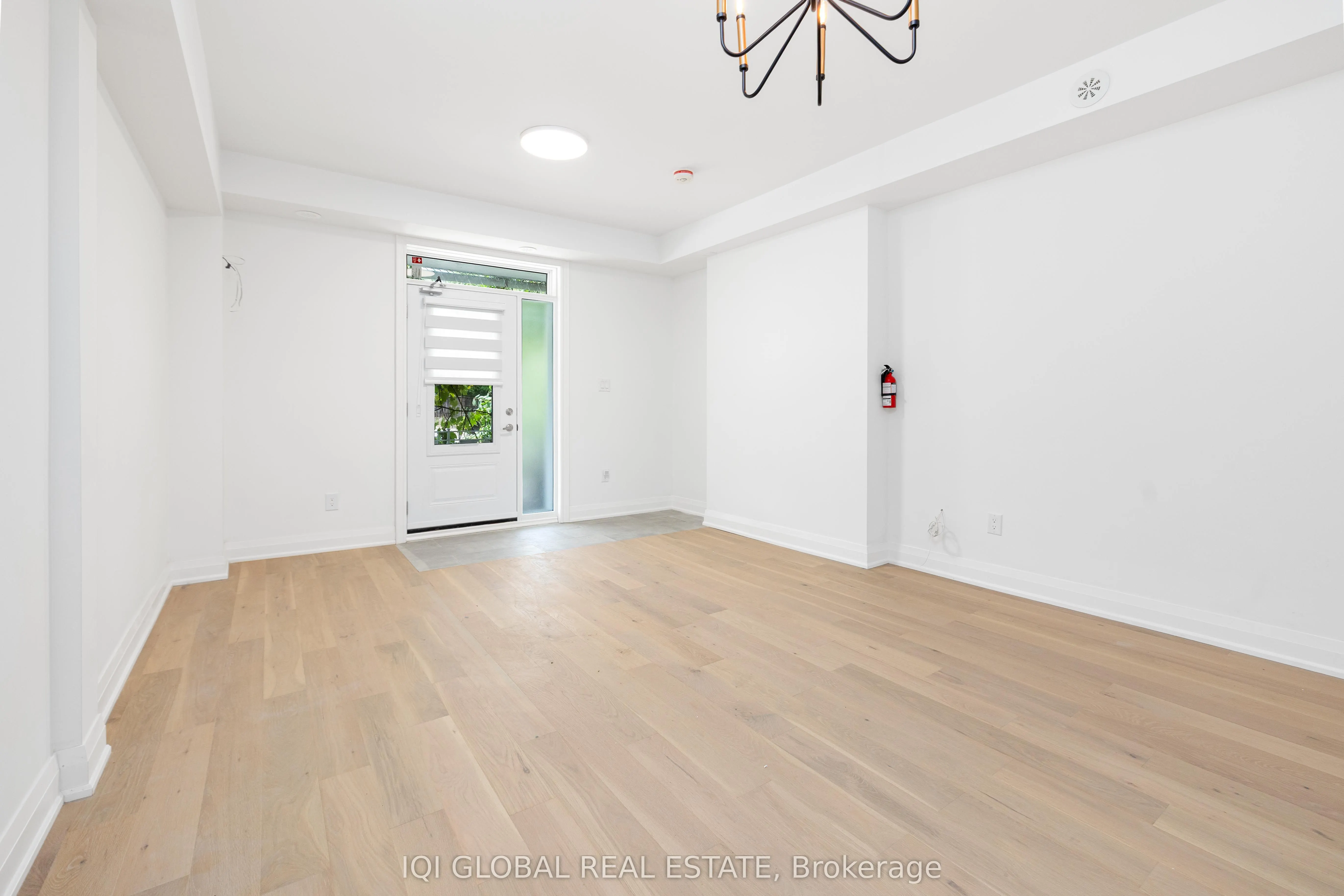 475 Ossington Avenue, #Main Floor