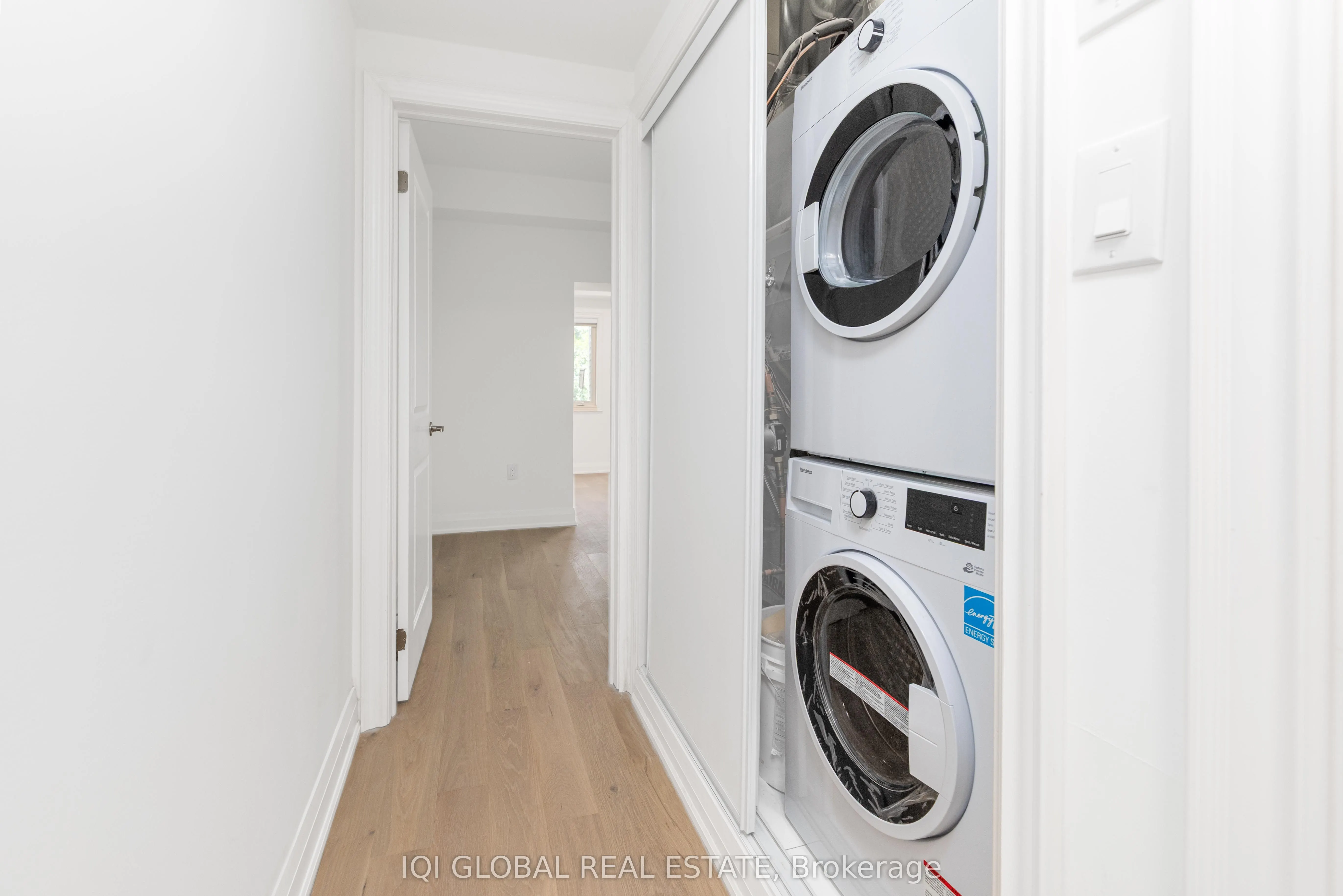 475 Ossington Avenue, #Main Floor