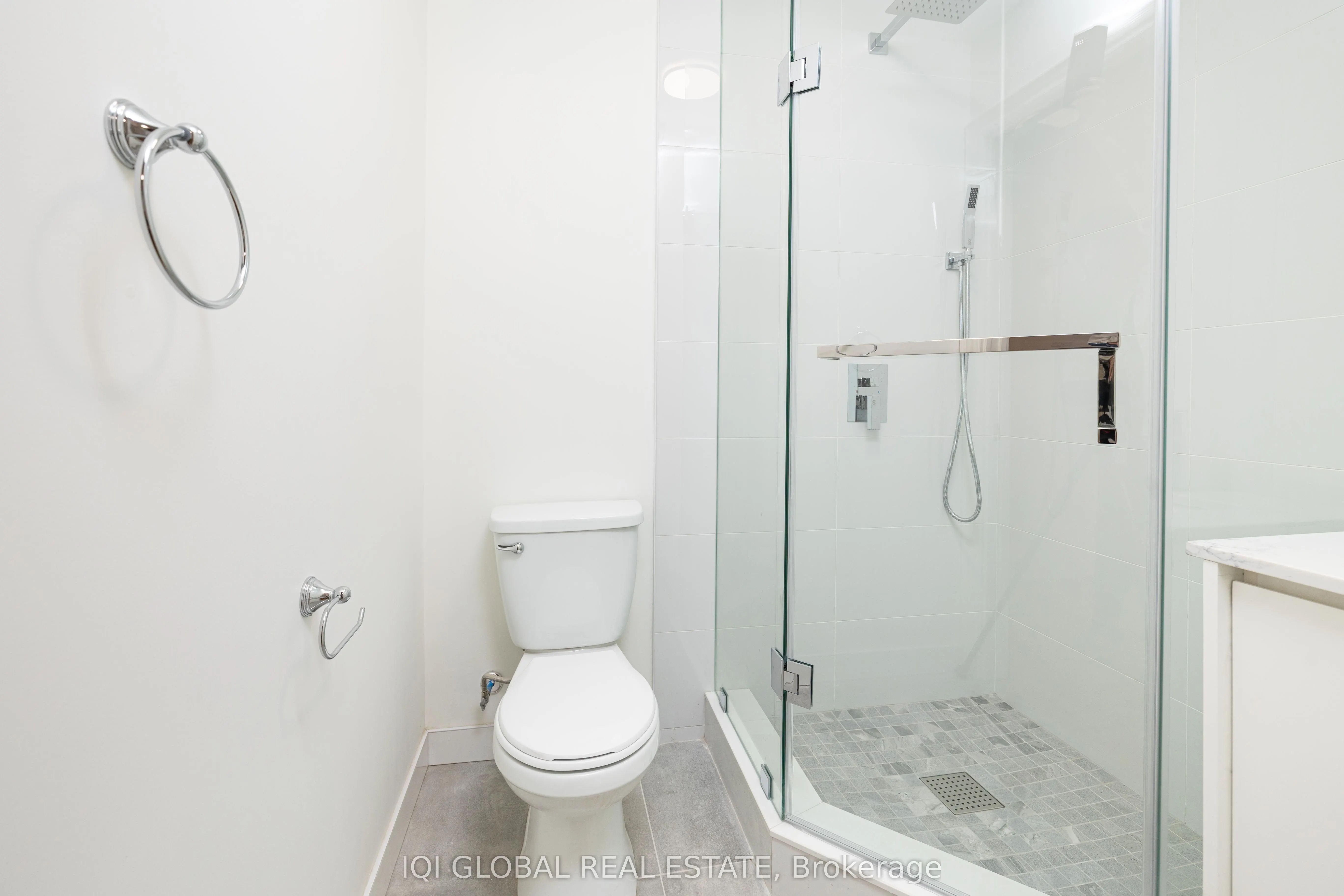 475 Ossington Avenue, #Main Floor