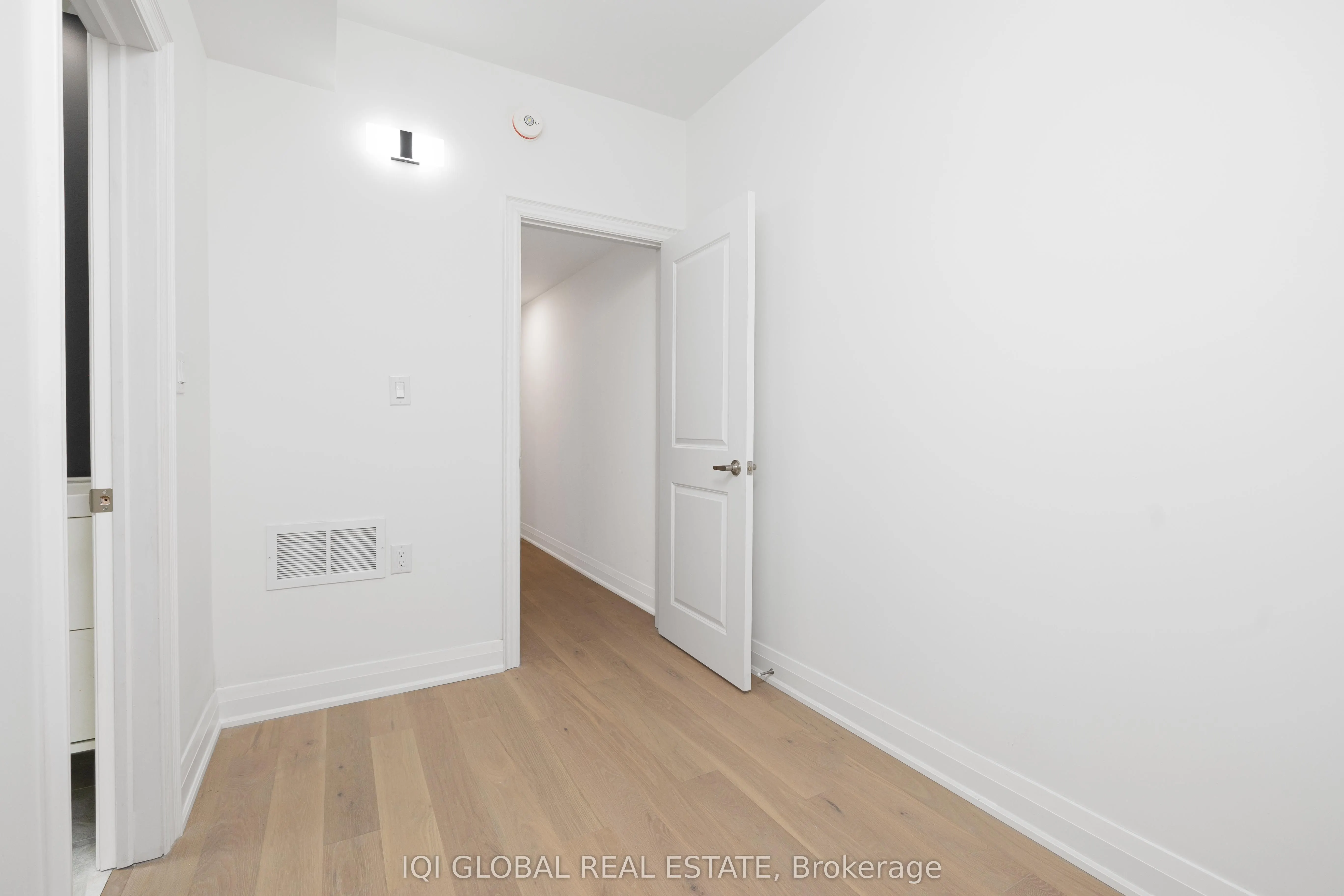 475 Ossington Avenue, #Main Floor