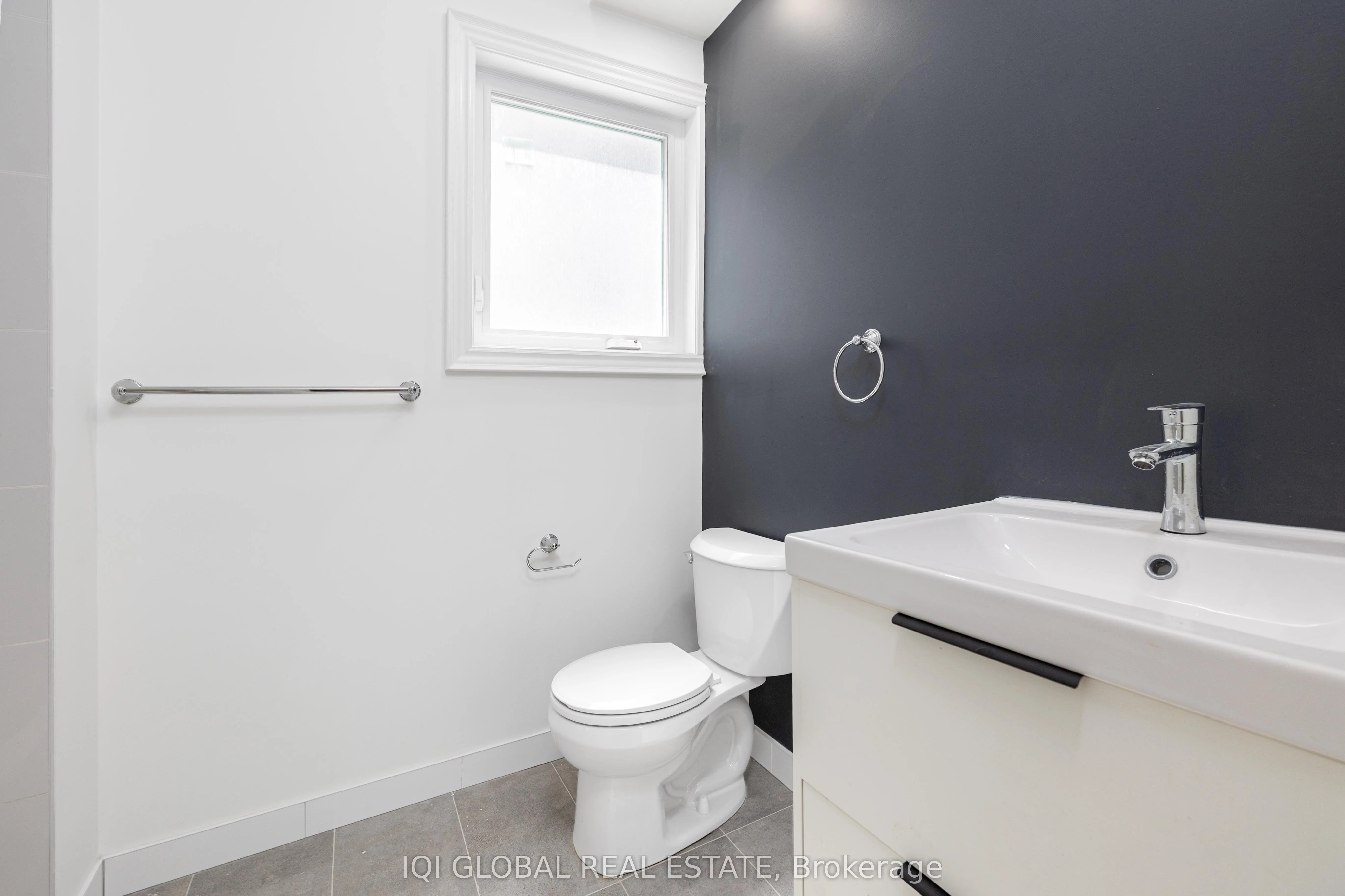 475 Ossington Avenue, #Main Floor