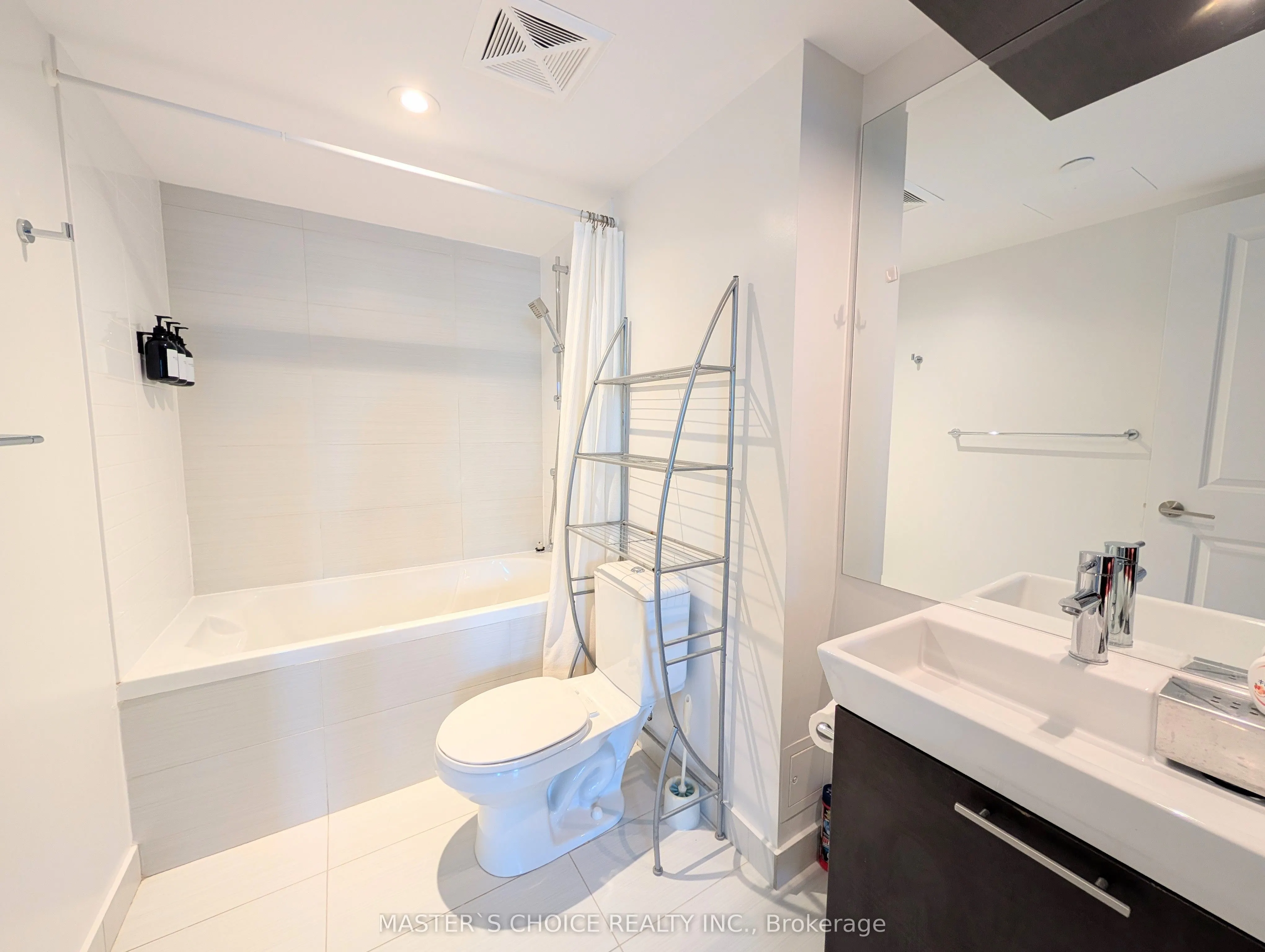 386 Yonge Street, #1401